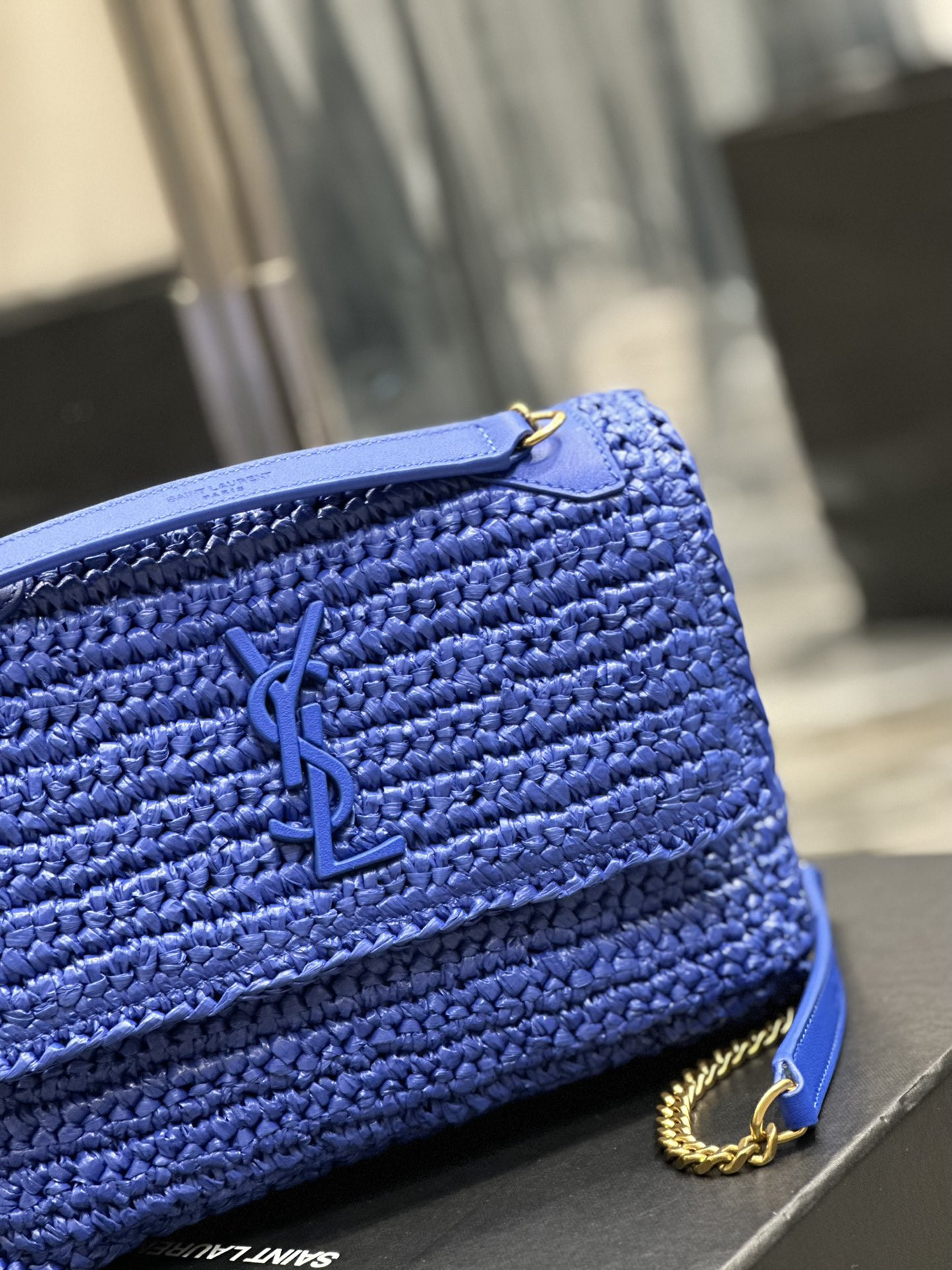 Y51 NIKI CHAIN BAG IN RAFFIA AND LEATHER BLUE 22×16.5×12 CM