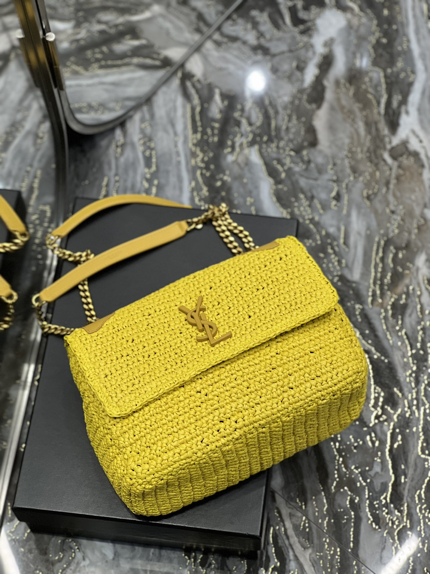 Y51 NIKI MEDIUM CHAIN BAG IN RAFFIA AND LEATHER YELLOW 11 X 7.8 X 3.3 INCHES