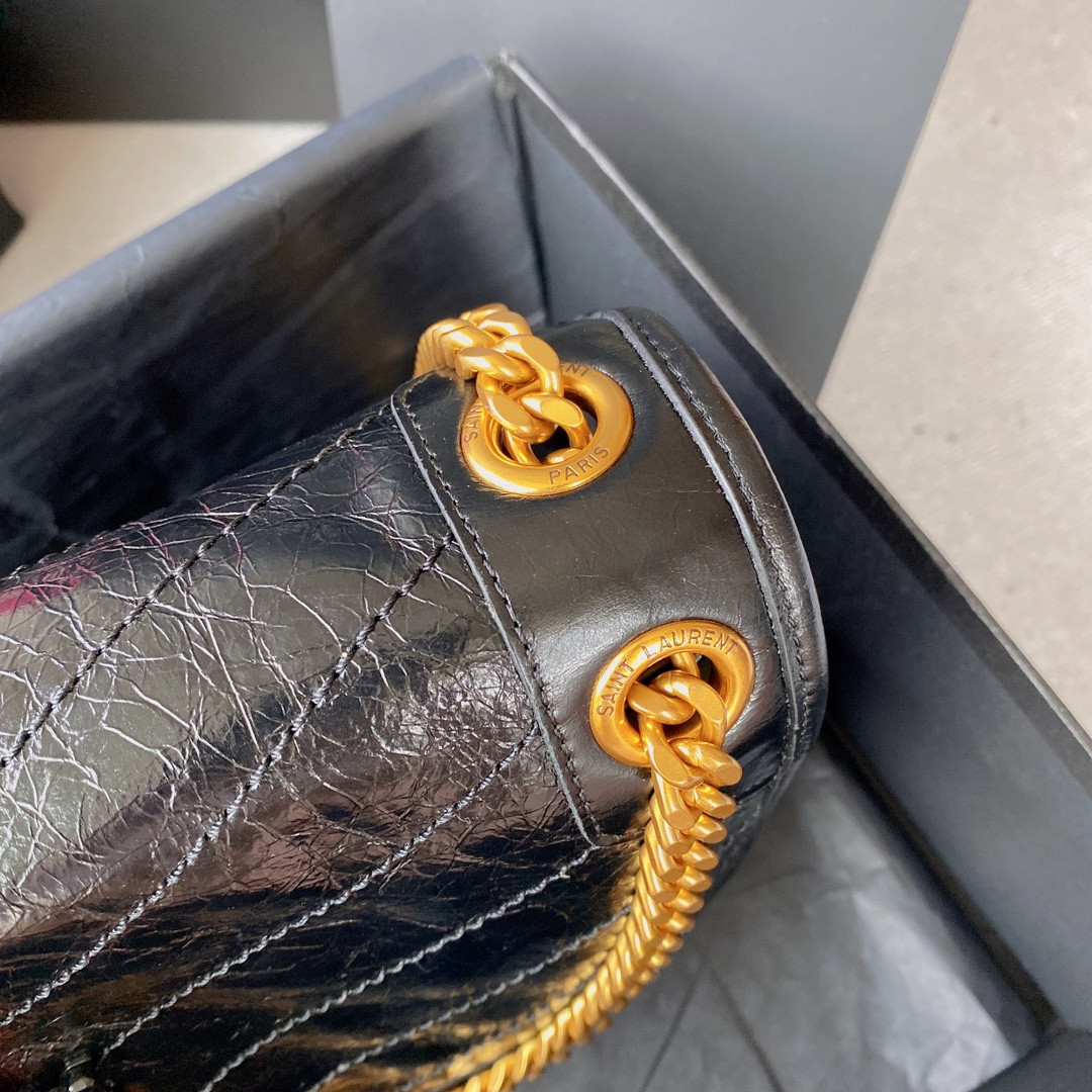 Y51 NIKI MEDIUM IN VINTAGE LEATHER BLACK 11 X 7.8 X 3.3 INCHES