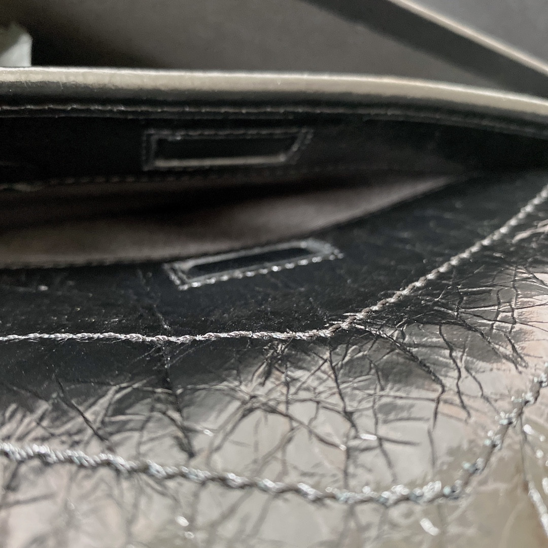 Y51 NIKI MEDIUM IN VINTAGE LEATHER ALL BLACK 11 X 7.8 X 3.3 INCHES