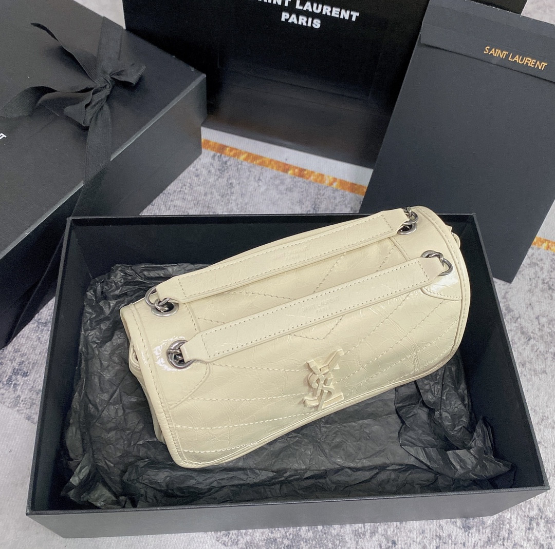 Y51 NIKI BABY IN VINTAGE LEATHER BLANC VINTAGE 8.2 X 6 X 2.9 INCHES