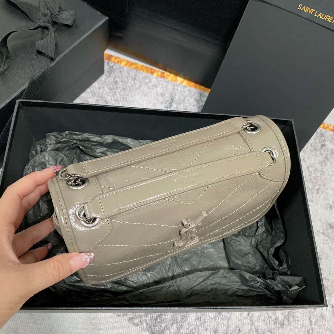 Y51 NIKI BABY IN VINTAGE LEATHER LIGHT GRAY 8.2 X 6 X 2.9 INCHES