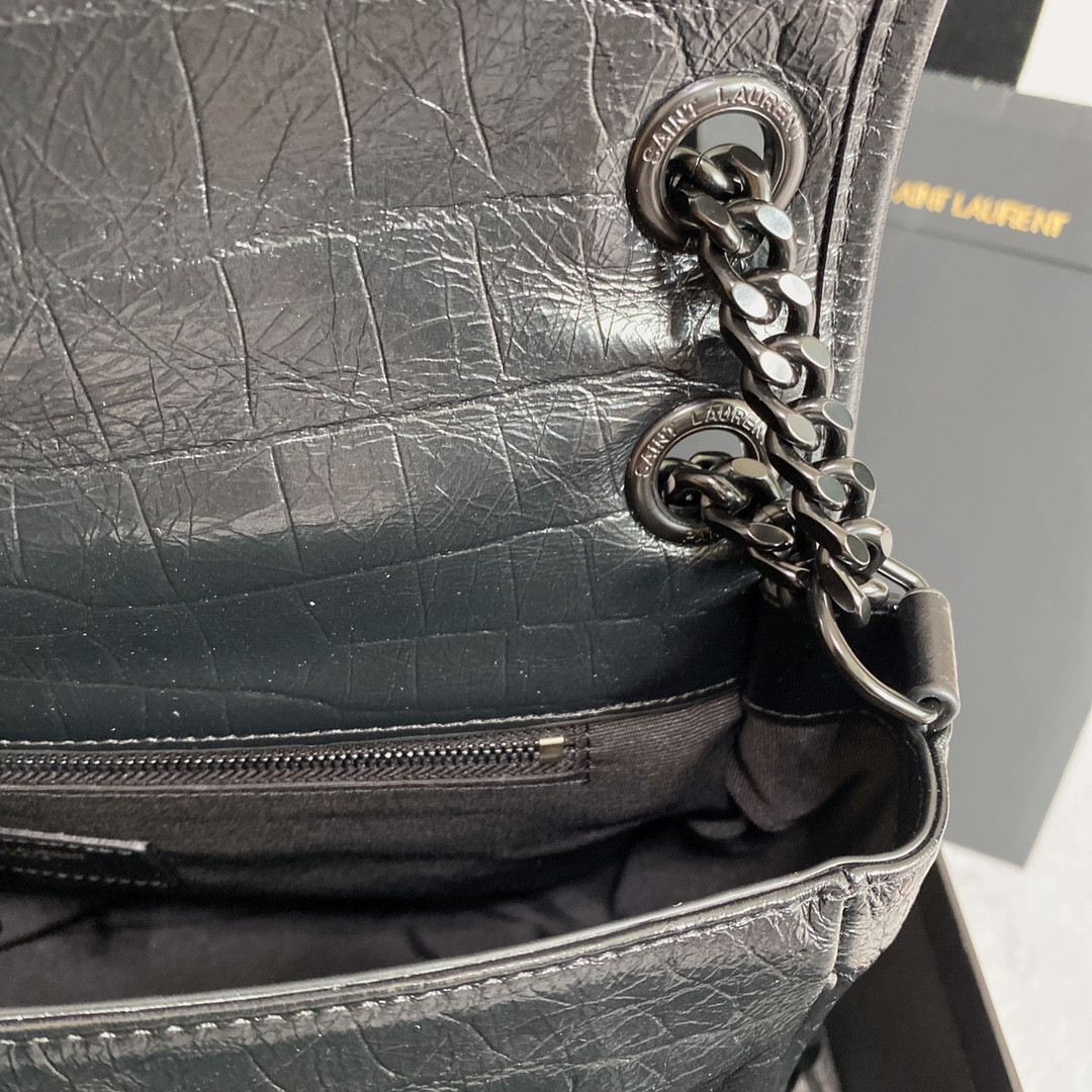 Y51 NIKI MEDIUM IN VINTAGE LEATHER 11 X 7.8 X 3.3 INCHES