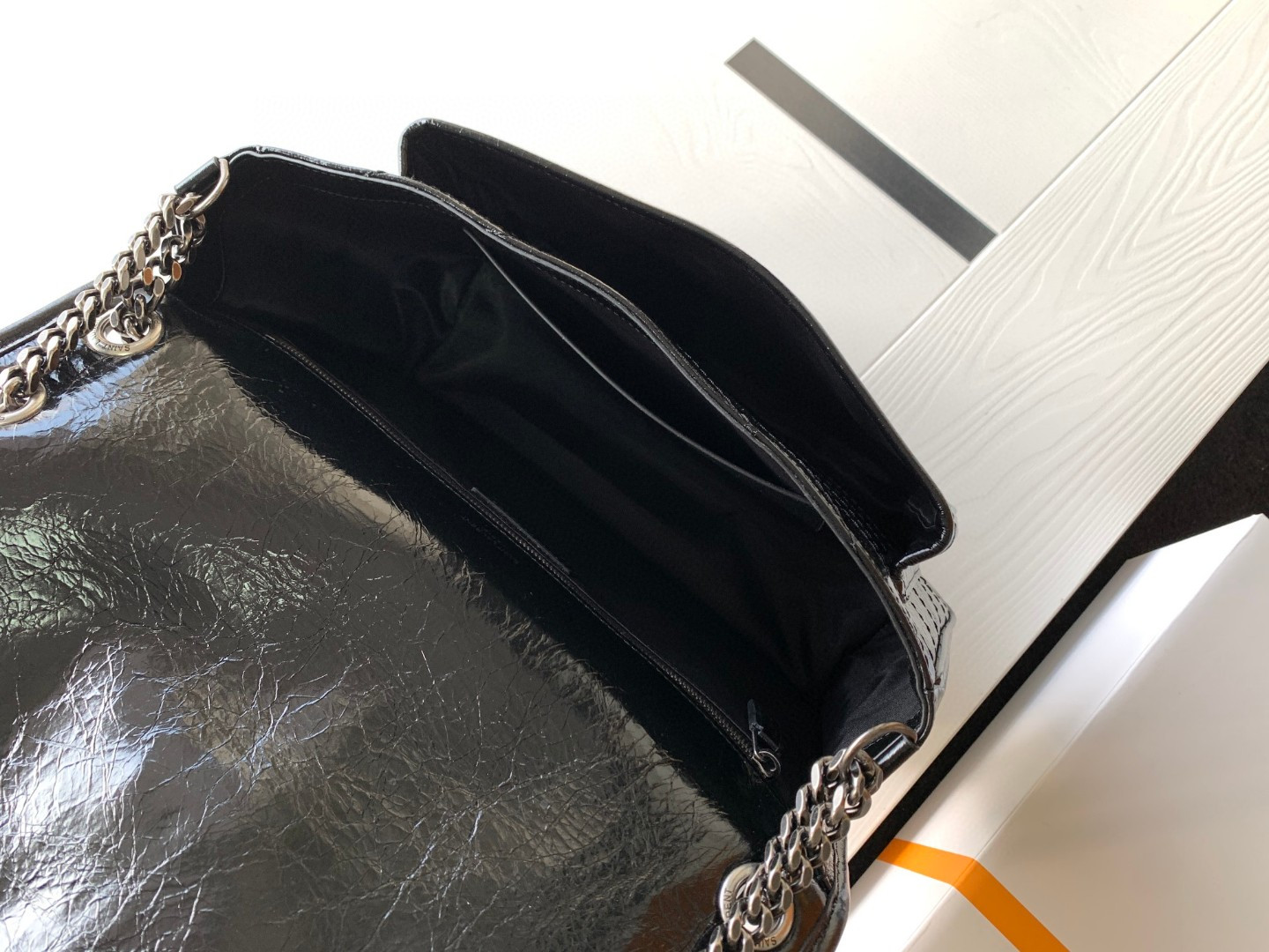 Y51 NIKI LARGE IN VINTAGE LEATHER 12.5 X 9 X 3.5 INCHES