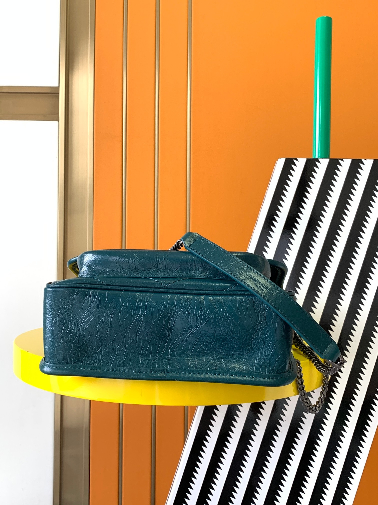 Y51 NIKI BABY IN VINTAGE LEATHER BLUE 8.2 X 6 X 2.9 INCHES