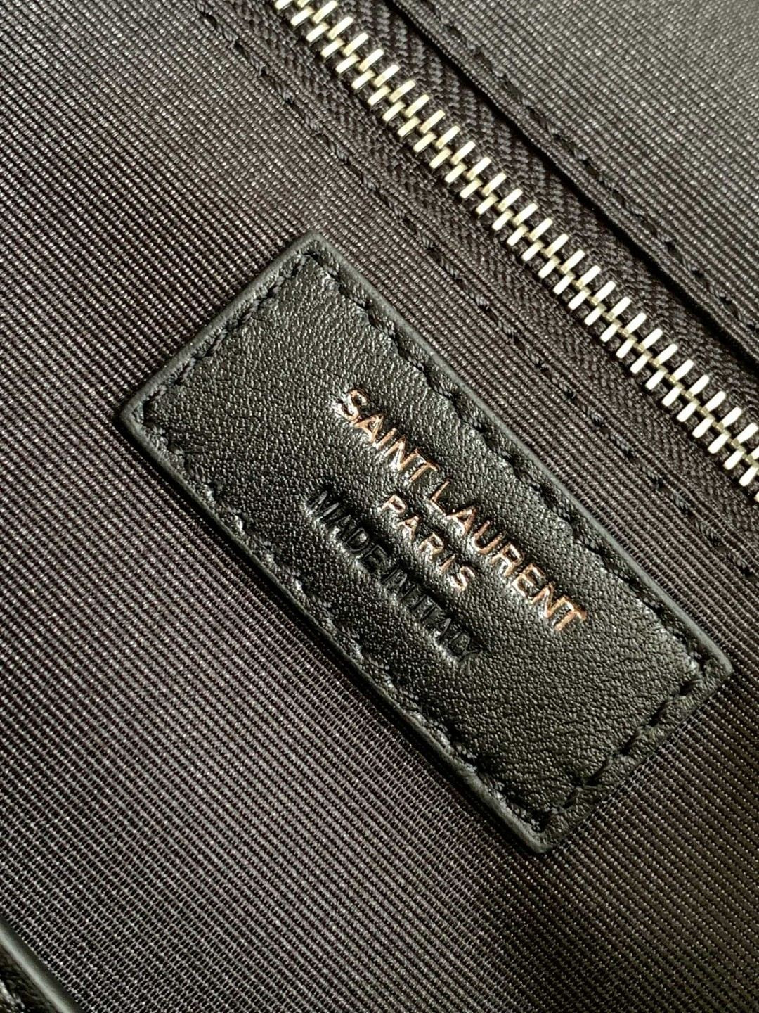 Y51 NIKI SHOPPING IN VINTAGE LEATHER WHITE 12.9 X 10.6 X 4.5 INCHES