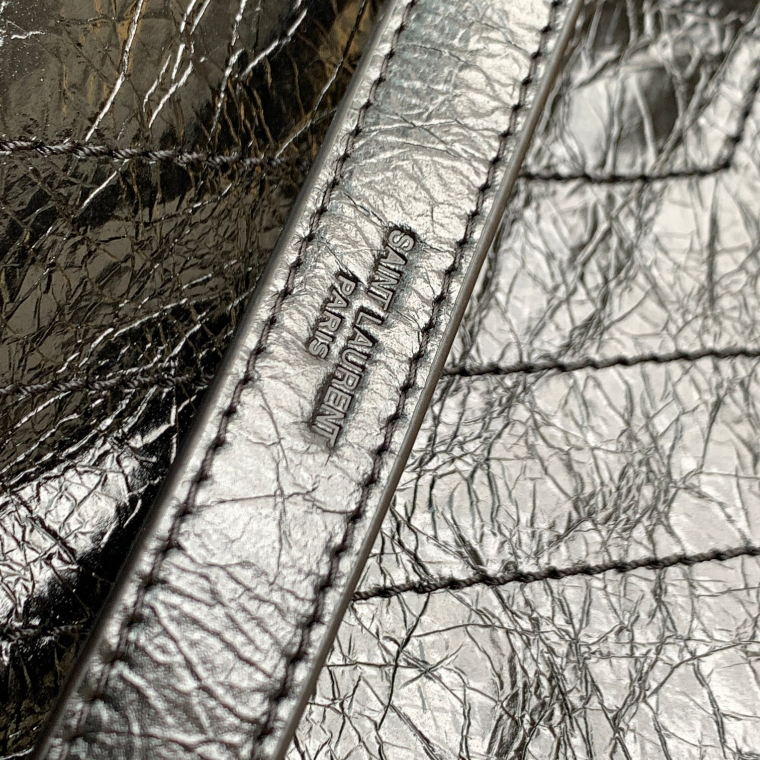 Y51 NIKI SHOPPING IN VINTAGE LEATHER 12.9 X 10.6 X 4.5 INCHES