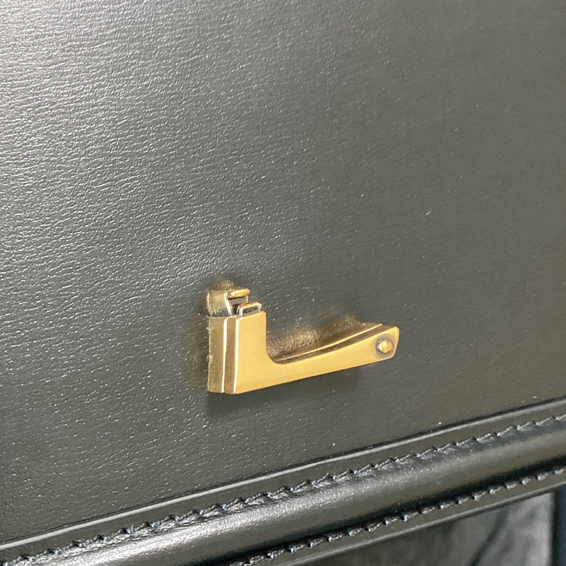 Y51 SOLFERINO MEDIUM SATCHEL IN BOX Sa1nt Lau*nt BLACK 9.1 X 6.3 X 2.4 INCHES