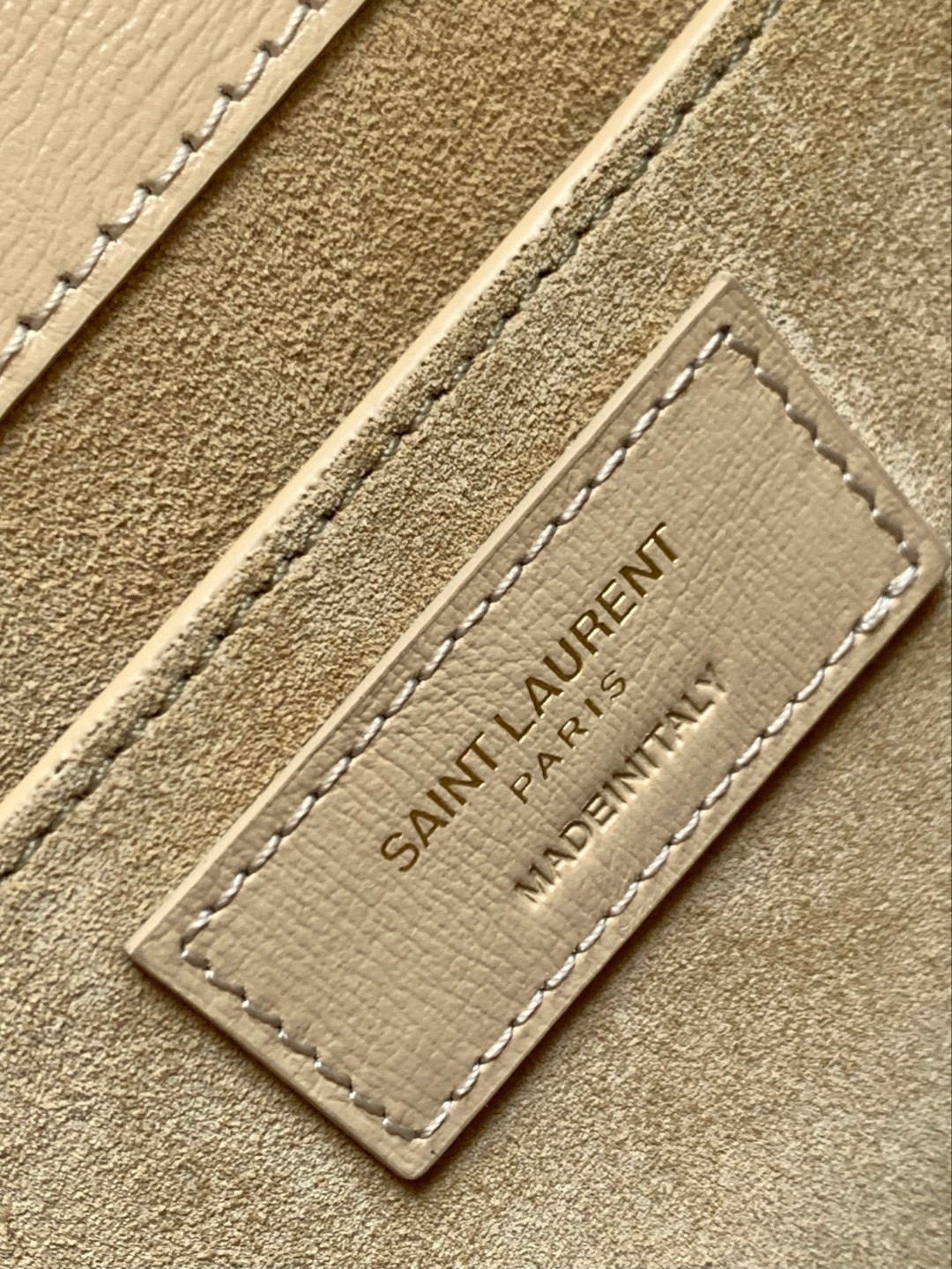 Y51 SUNSET LARGE IN SMOOTH LEATHER BEIGE 10.6 X 7 X 3.1 INCHES