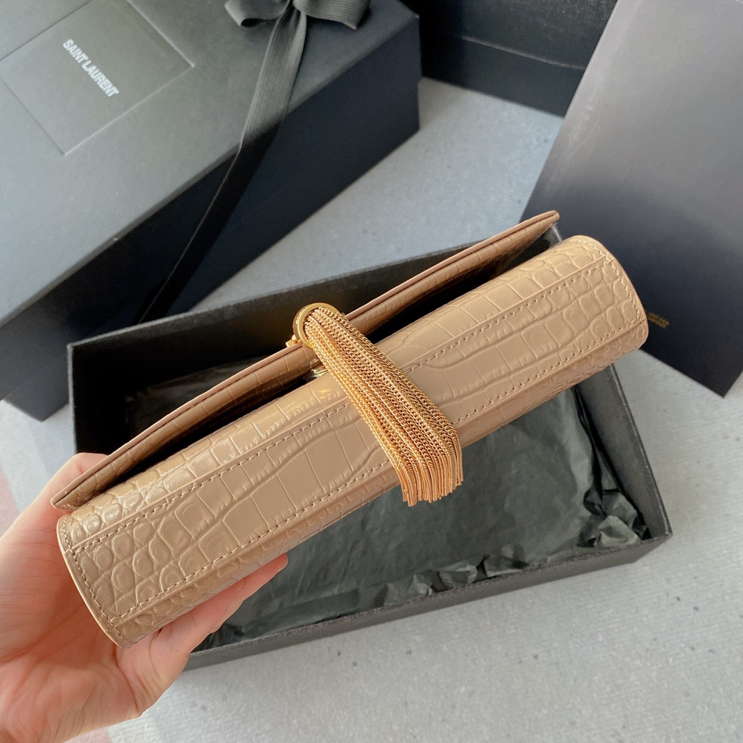 Y51 KATE MEDIUM TASSEL IN CROCODILE-EMBOSSED LEATHER PINK 9.4 X 5.7 X 2.1 INCHES