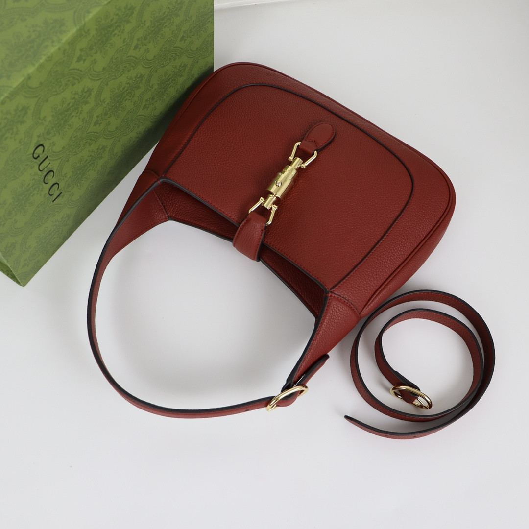 Gvc*1 JACKIE SMALL SHOULDER BAG Rosso Ancora 10.8"W x 7.5"H x 1.6"D