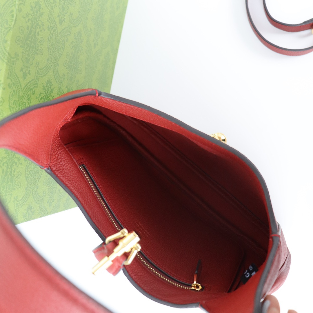 Gvc*1 JACKIE SMALL SHOULDER BAG Rosso Ancora 10.8"W x 7.5"H x 1.6"D