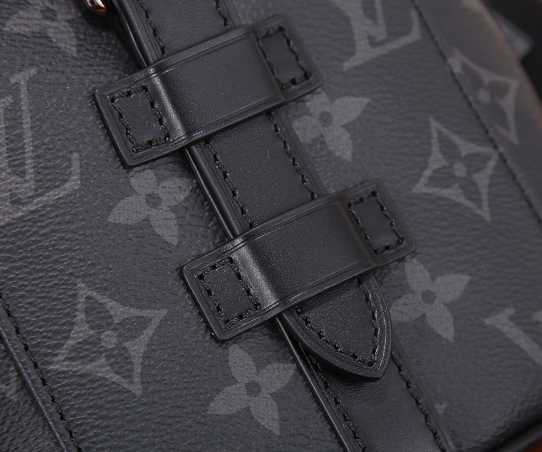 L0vis Vvtt0n LV M82769 Nano Christopher 14 x 19 x 6 cm