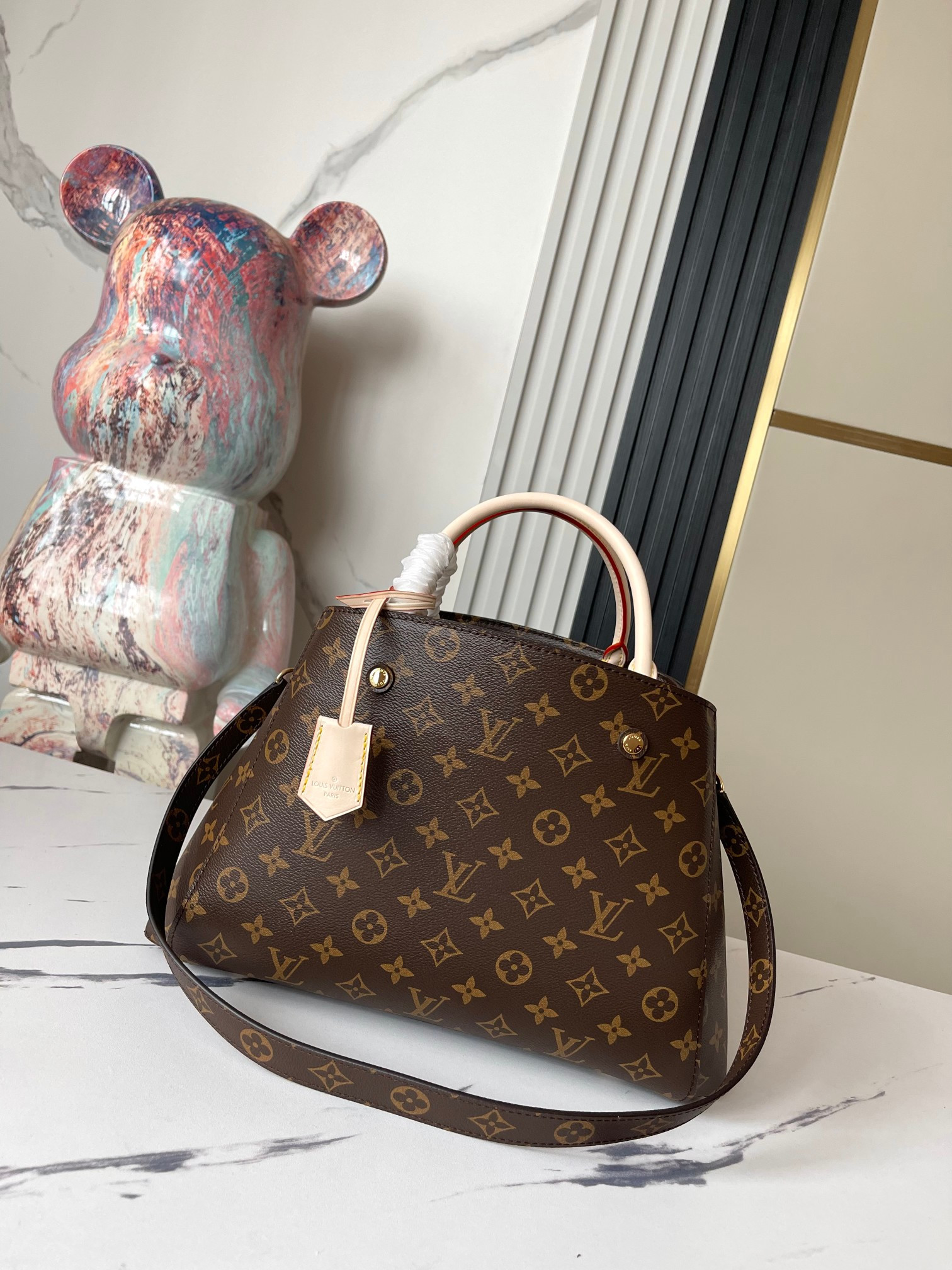 LV M41056 MONTAIGNE BB 29 x 20 x 13 cm