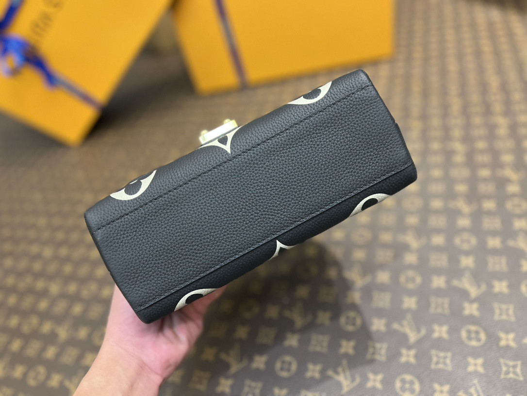 L0vis Vvtt0n M45978 Madeleine BB 9.4 x 6.7 x 3.3 inches