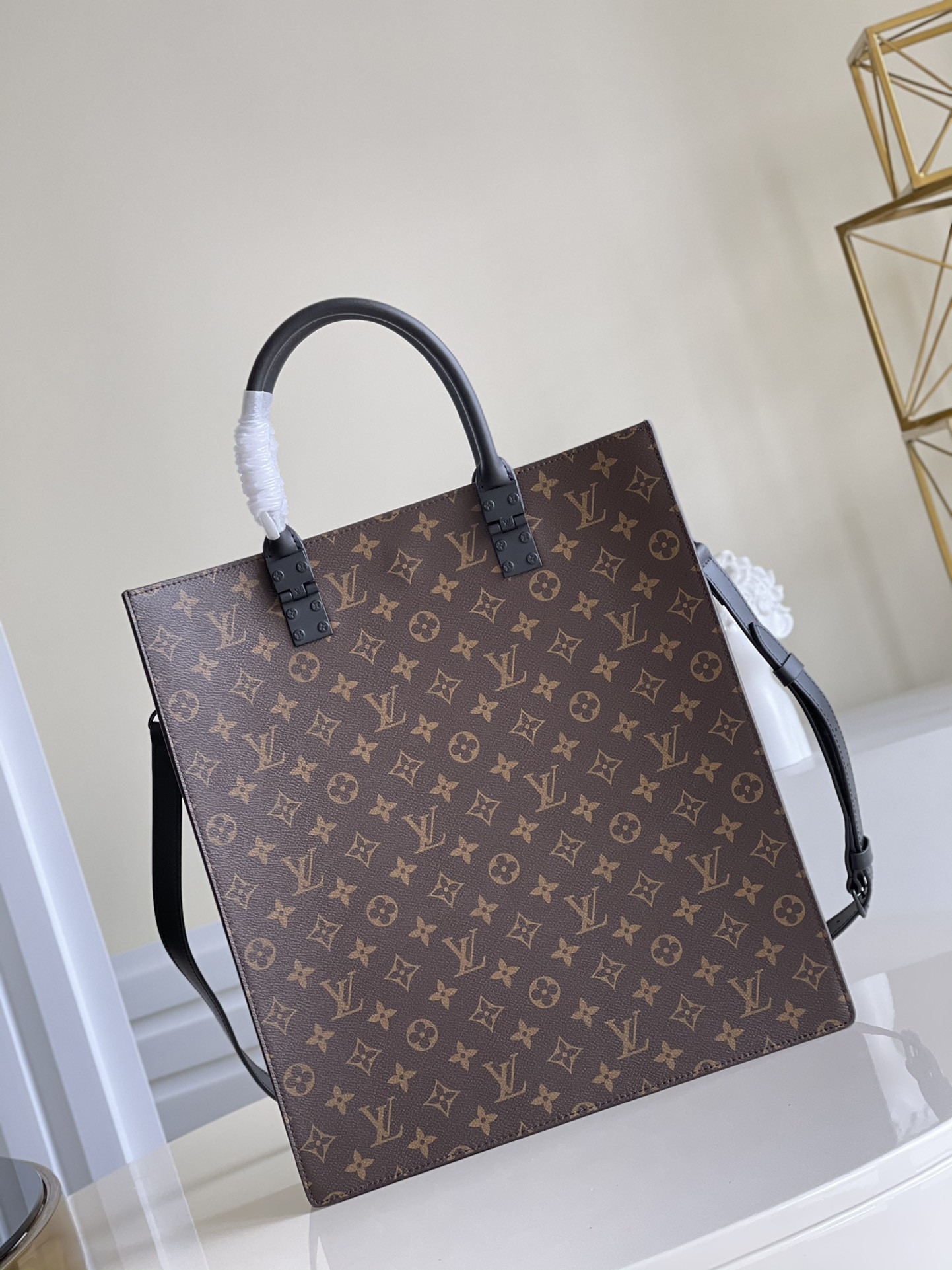 LV Sac Plat M45667 36 x 36 x 9 cm