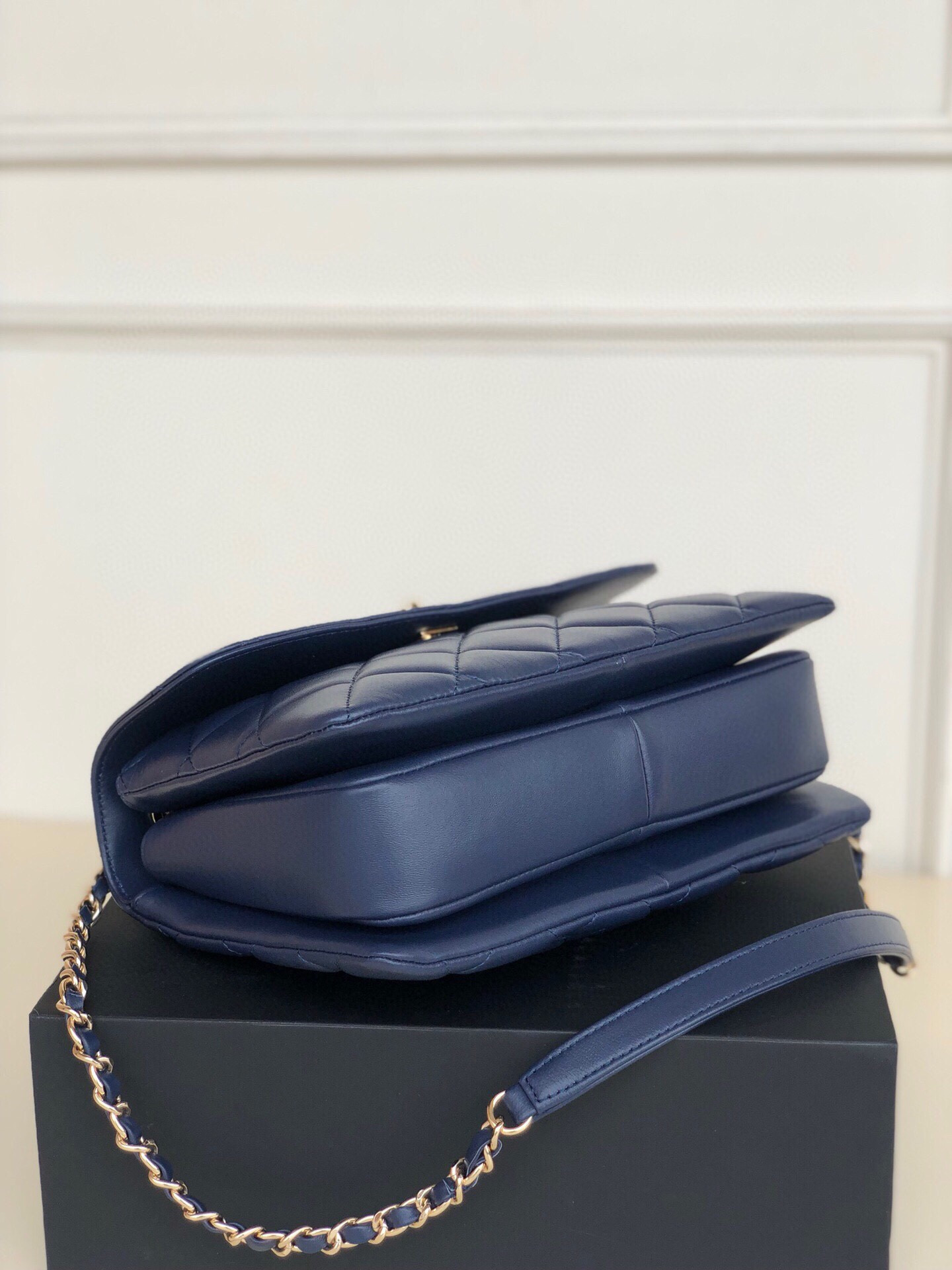 Ch**el FLAP BAG WITH TOP HANDLE 6.6 × 9.8 × 4.7 in