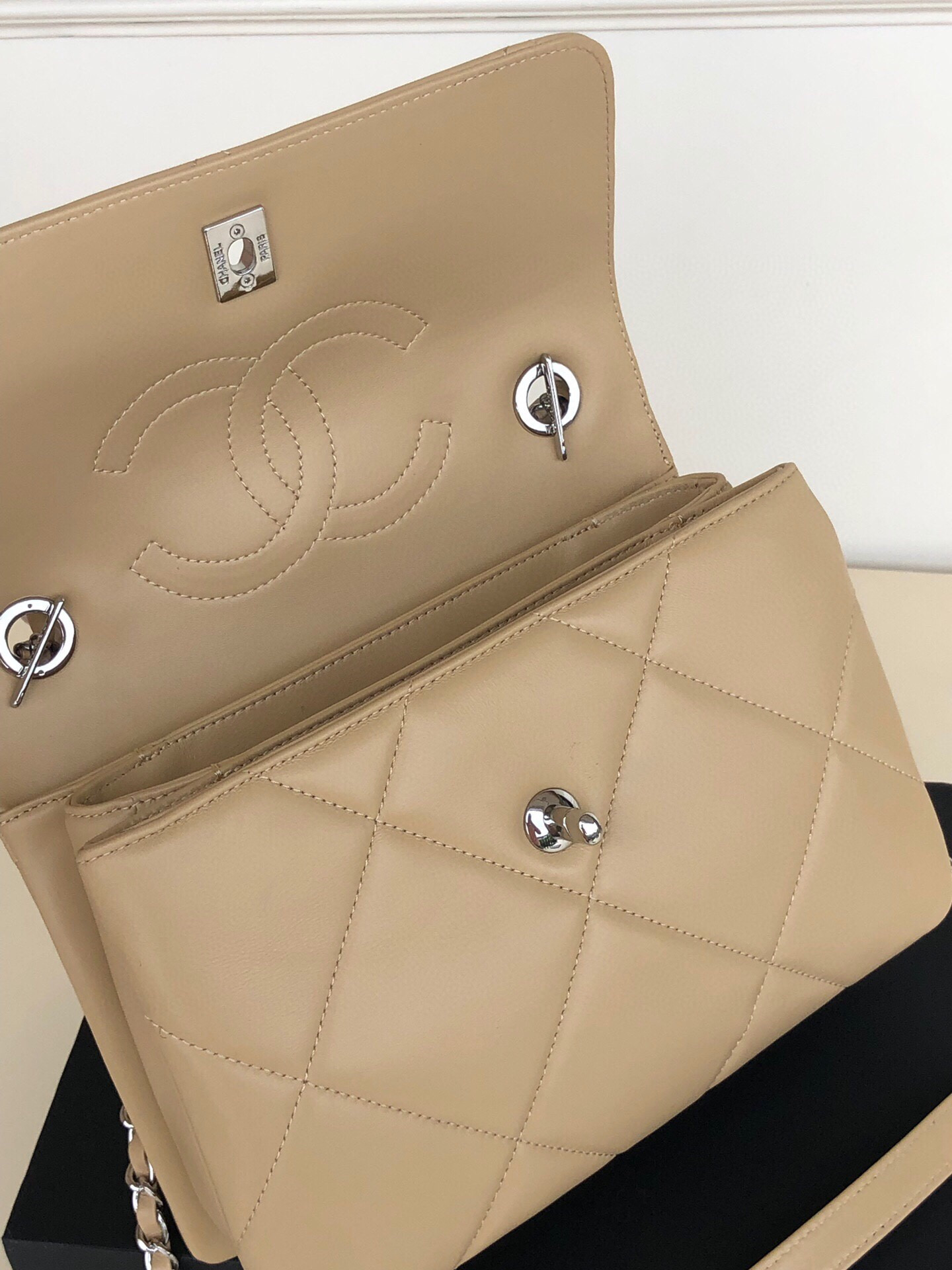 Ch**el FLAP BAG WITH TOP HANDLE 6.6 × 9.8 × 4.7 in