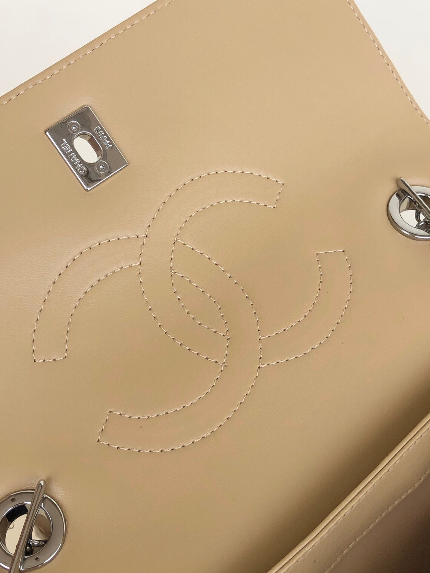 Ch**el FLAP BAG WITH TOP HANDLE 6.6 × 9.8 × 4.7 in