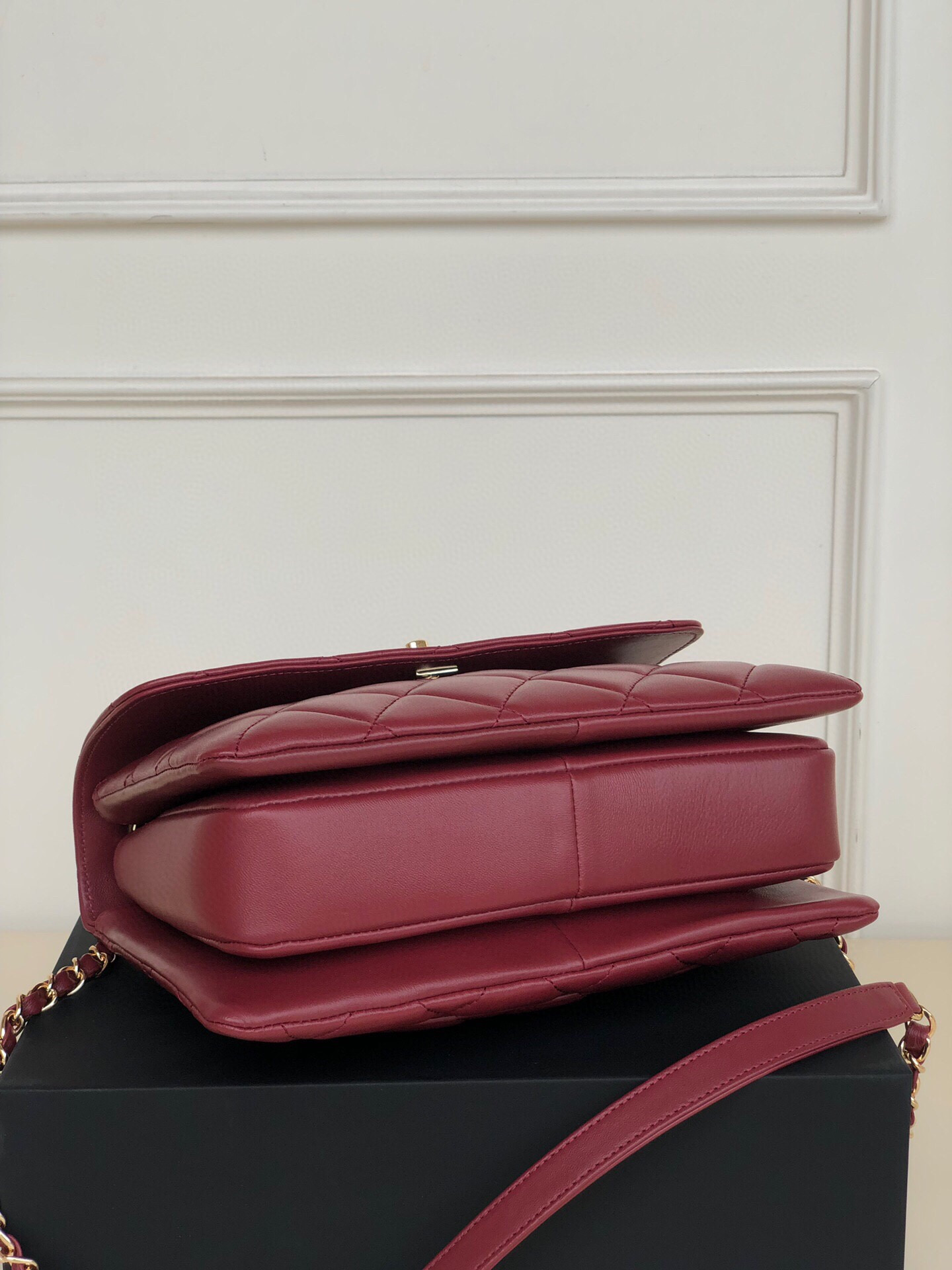 Ch**el FLAP BAG WITH TOP HANDLE 6.6 × 9.8 × 4.7 in