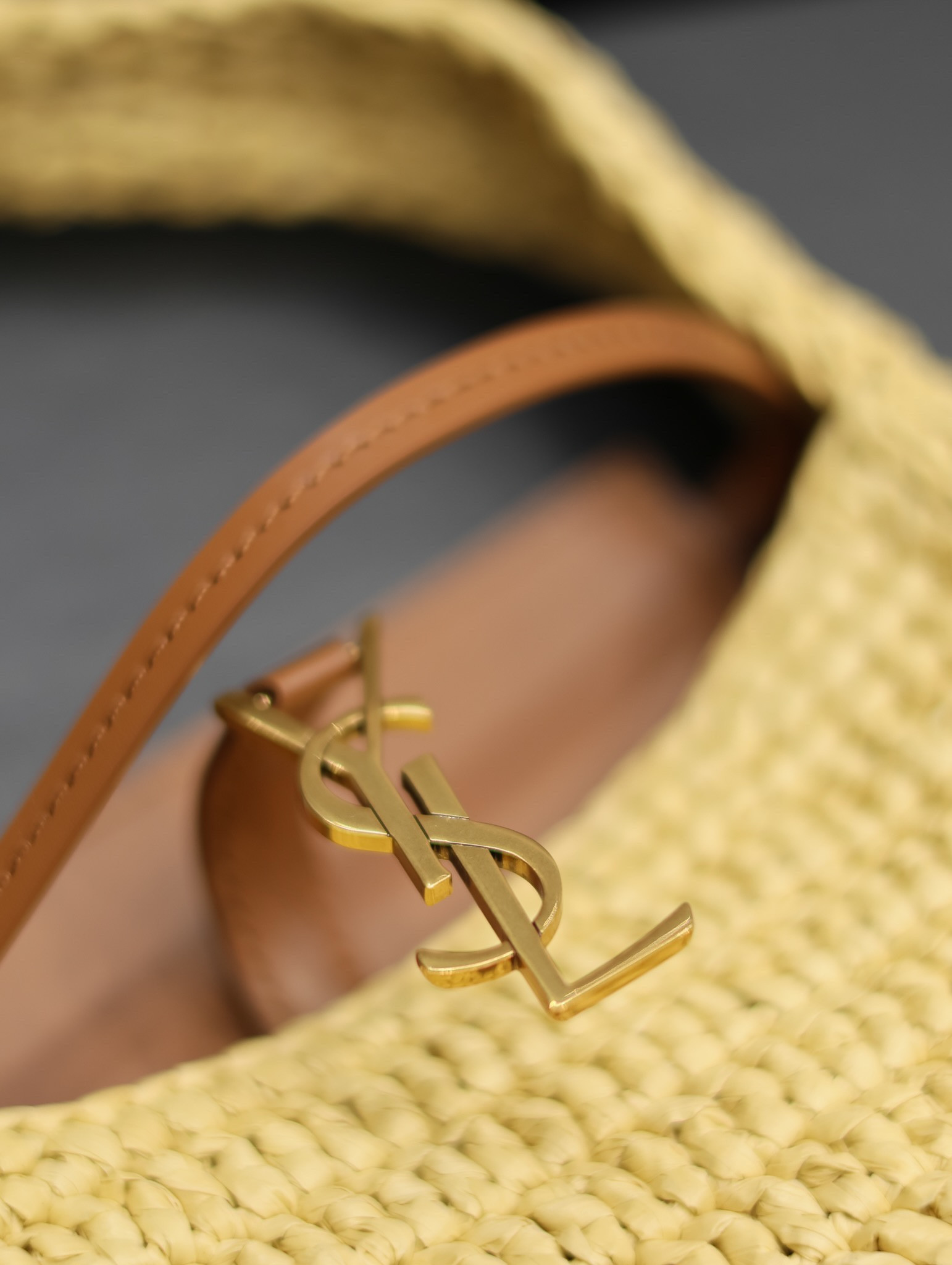 Y51 LE 5 À 7 MINI IN RAFFIA  Color Natural 7.5X4.5X1.8 INCHES