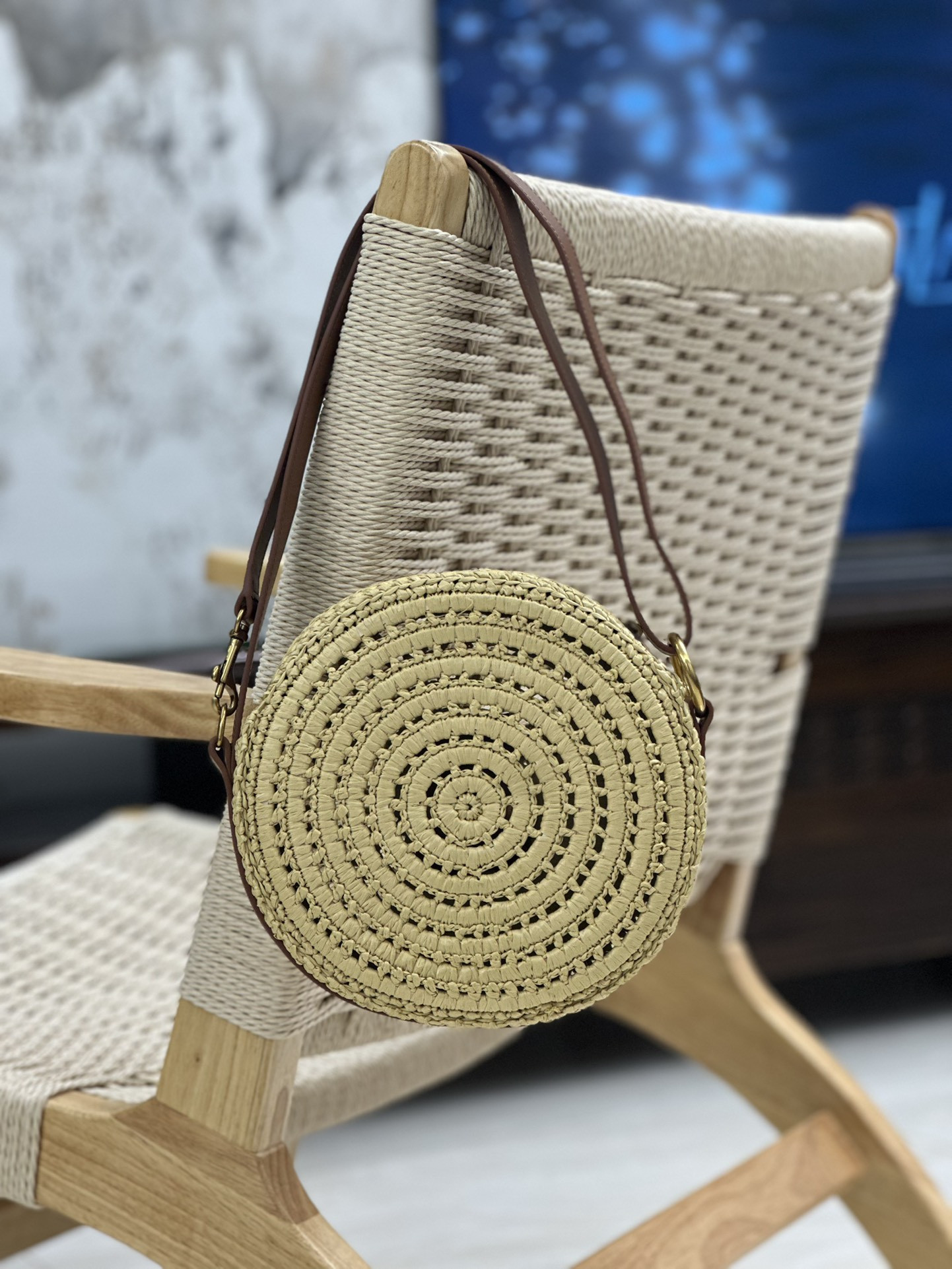 Y51 ROUND BAG IN RAFFIA AND VEGETABLE-TANNED LEATHER Color Natural