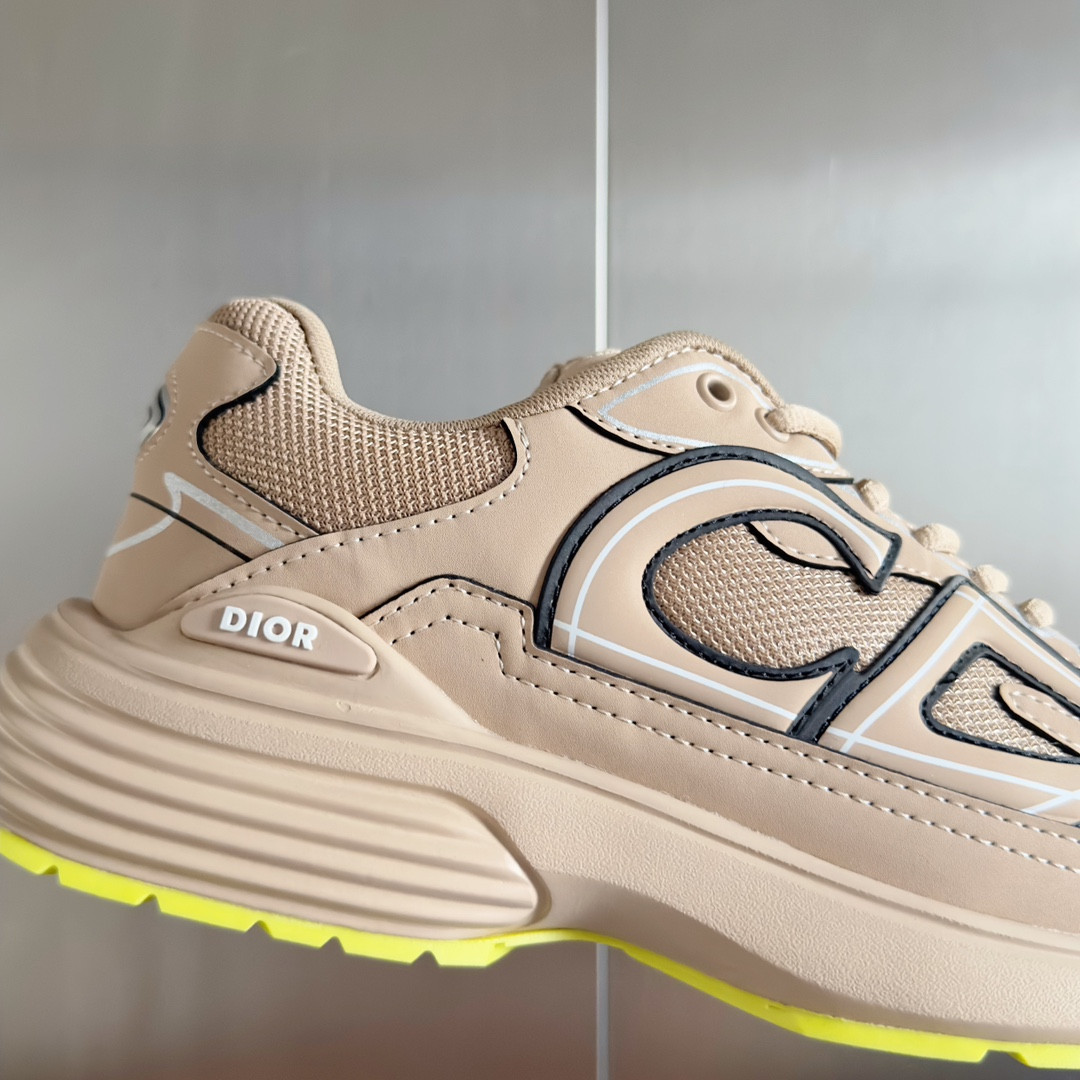 UA D10r B30 Sneaker Beige Mesh and Technical Fabric