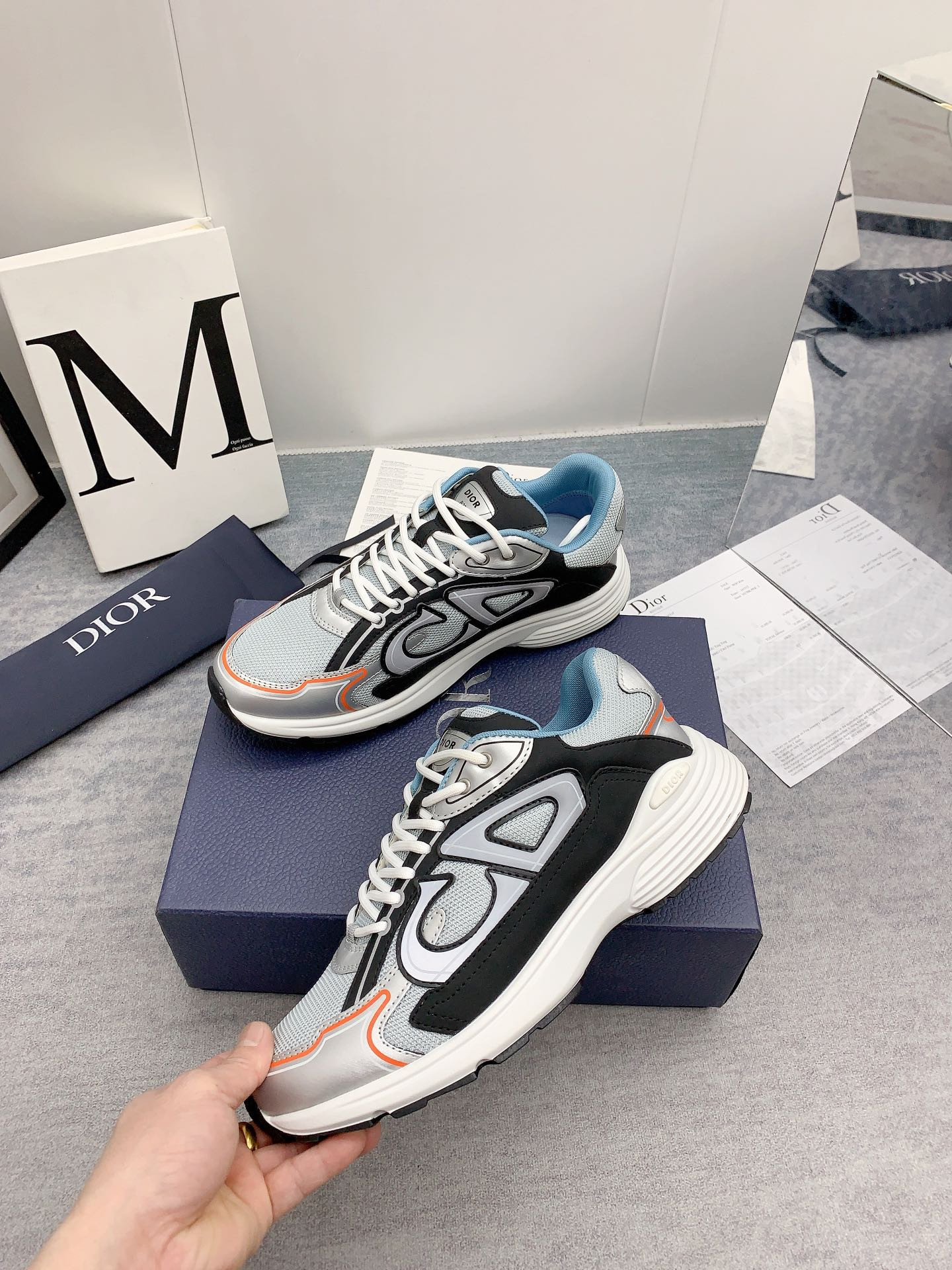 UA D10r B30 Silver Dark Grey