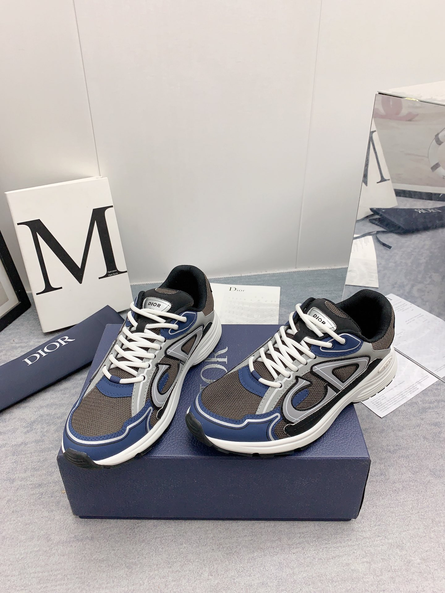 UA D10r B30 Sneaker Anthracite Gray Mesh and Black Blue and D10r Gray Technical Fabric