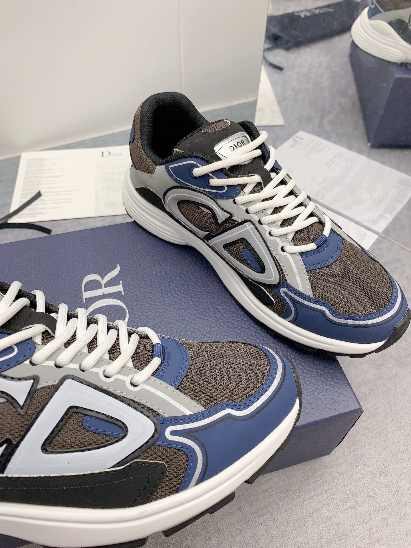 UA D10r B30 Sneaker Anthracite Gray Mesh and Black Blue and D10r Gray Technical Fabric