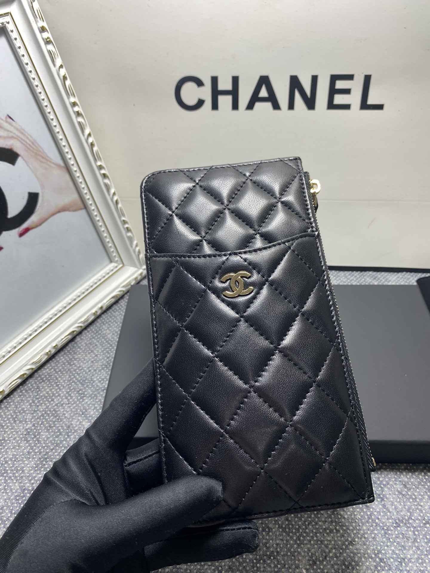 Ch**el LONG ZIPPED WALLET 19-11cm