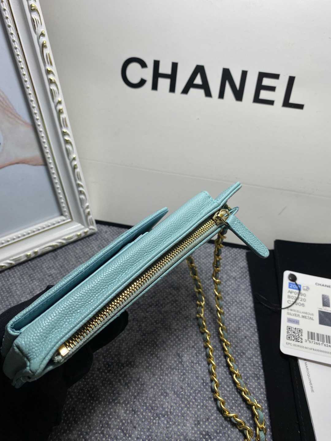 Ch**el LONG ZIPPED WALLET 19-11cm