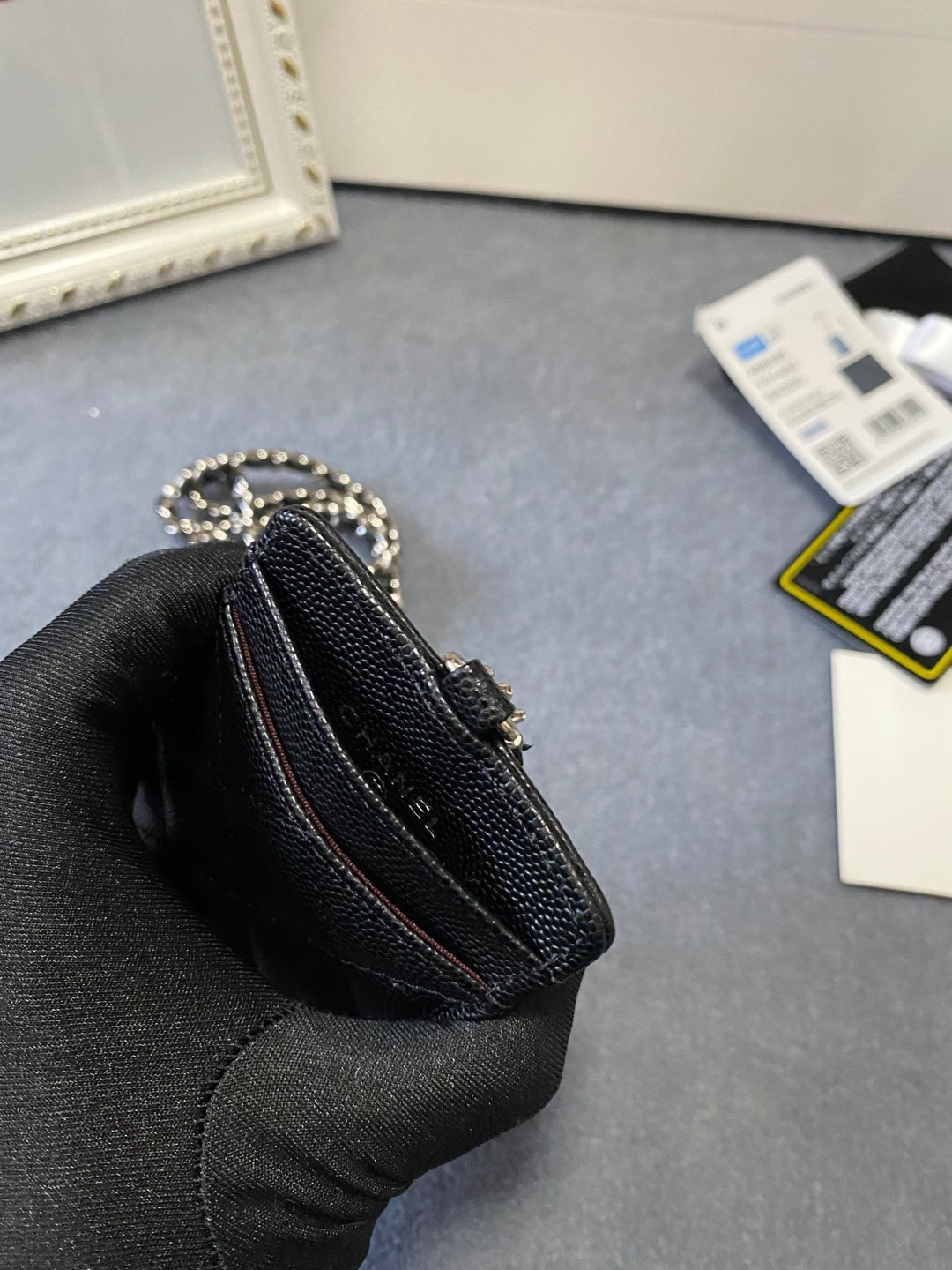 Ch**el CARD HOLDER 10.5 x7 x  0.5cm