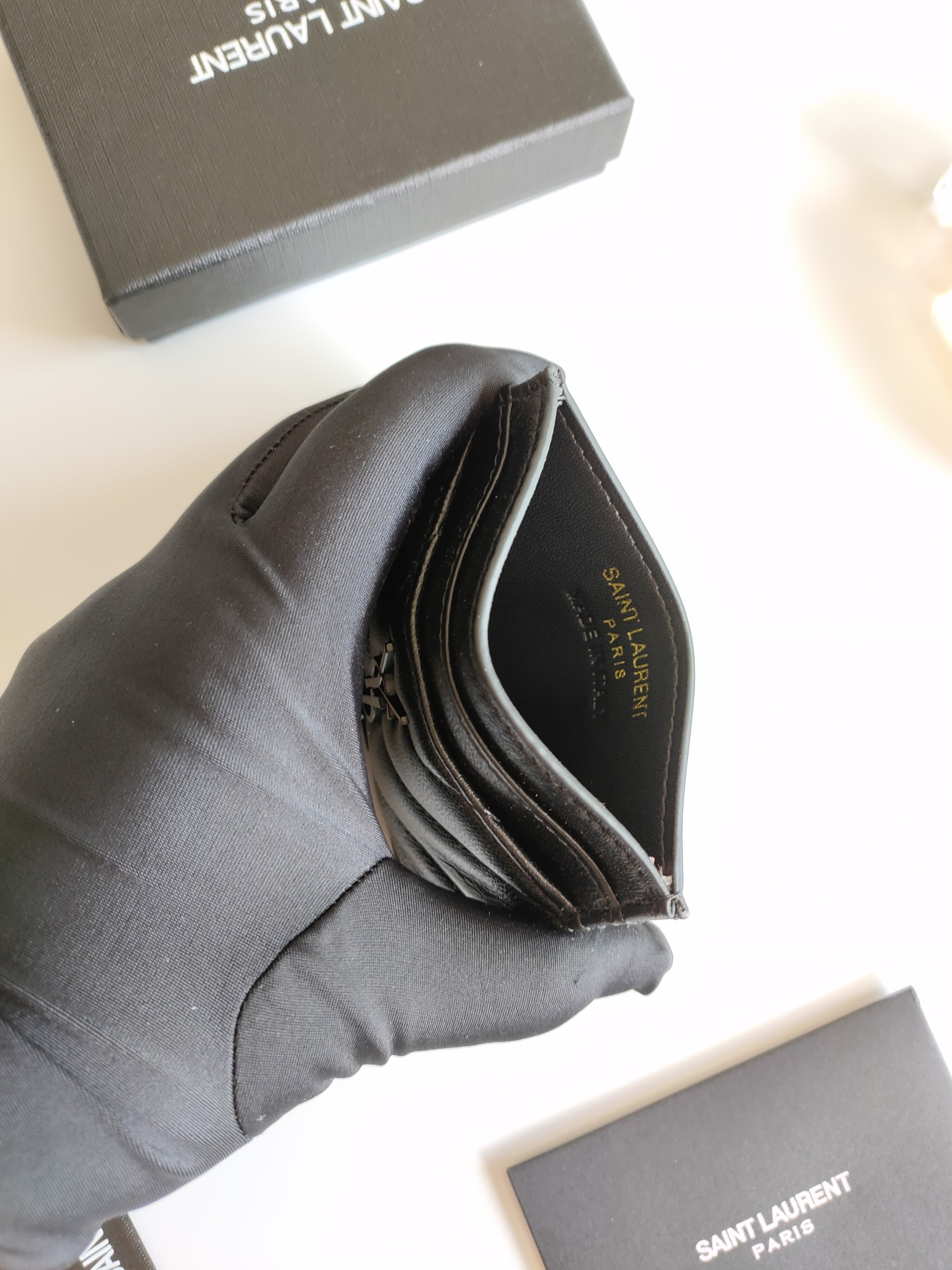 Y51 CARD HOLDER 10.5×7.5×0.5cm