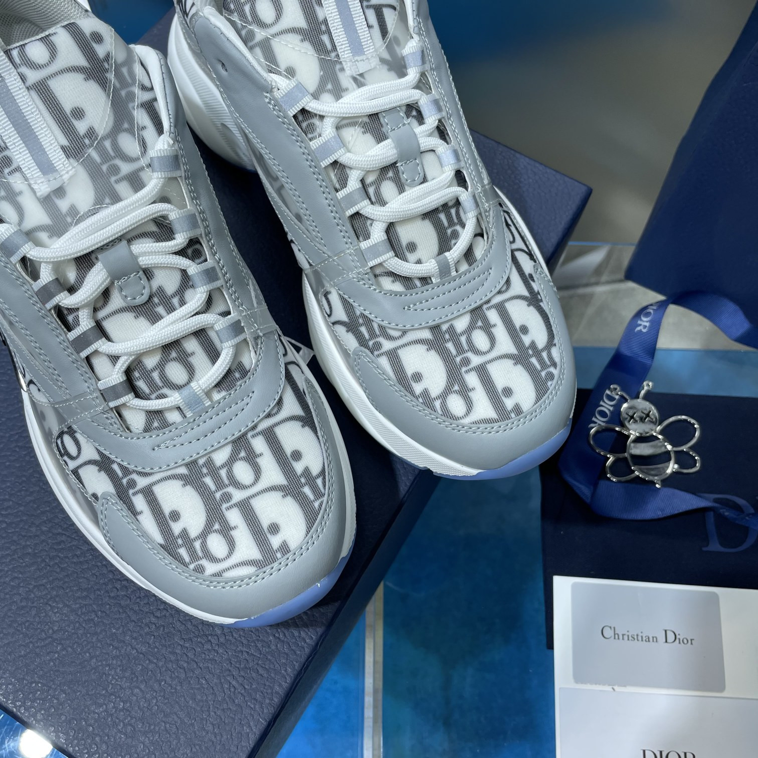 UA D10r B22 gray Sneaker