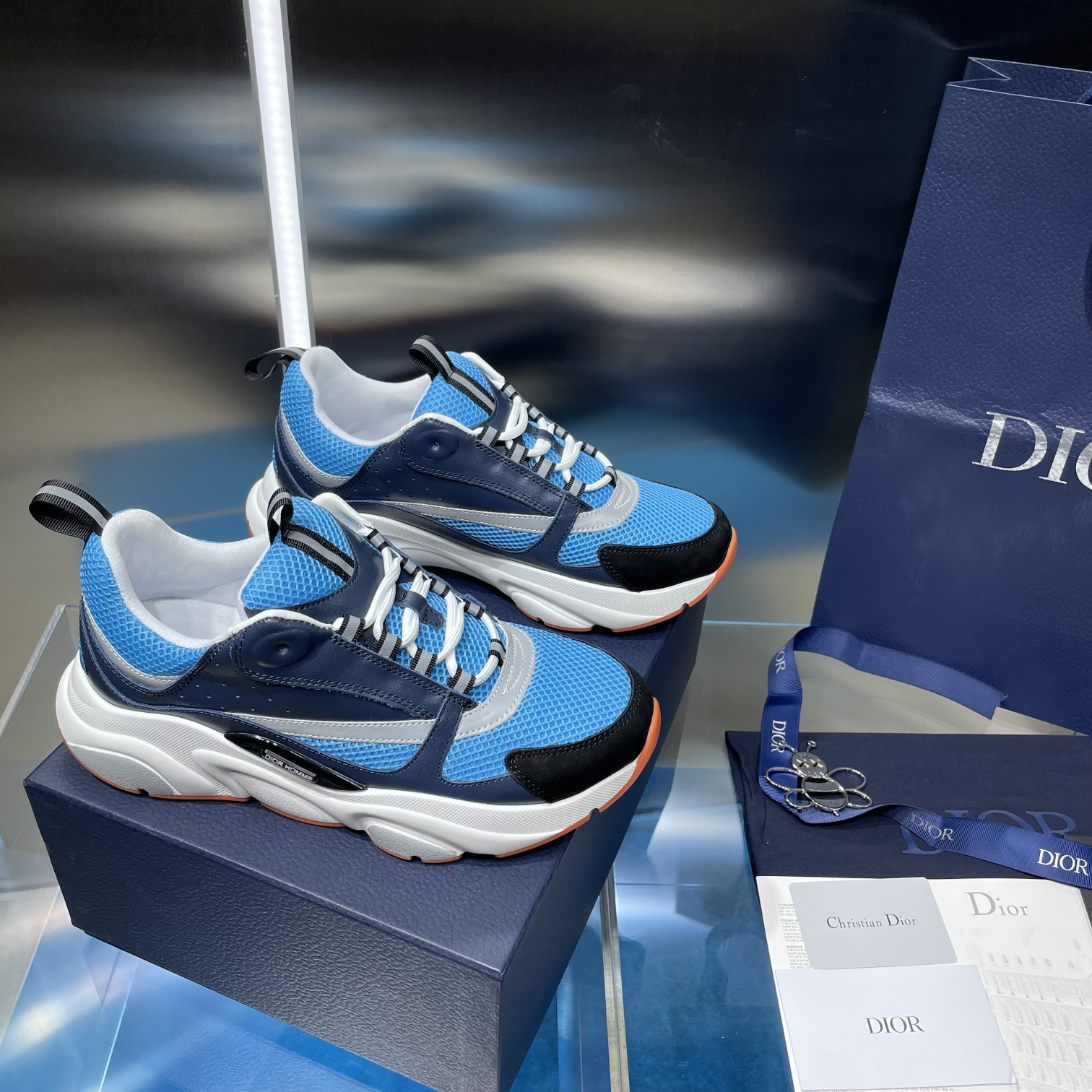 UA D10r B22 blue Sneaker