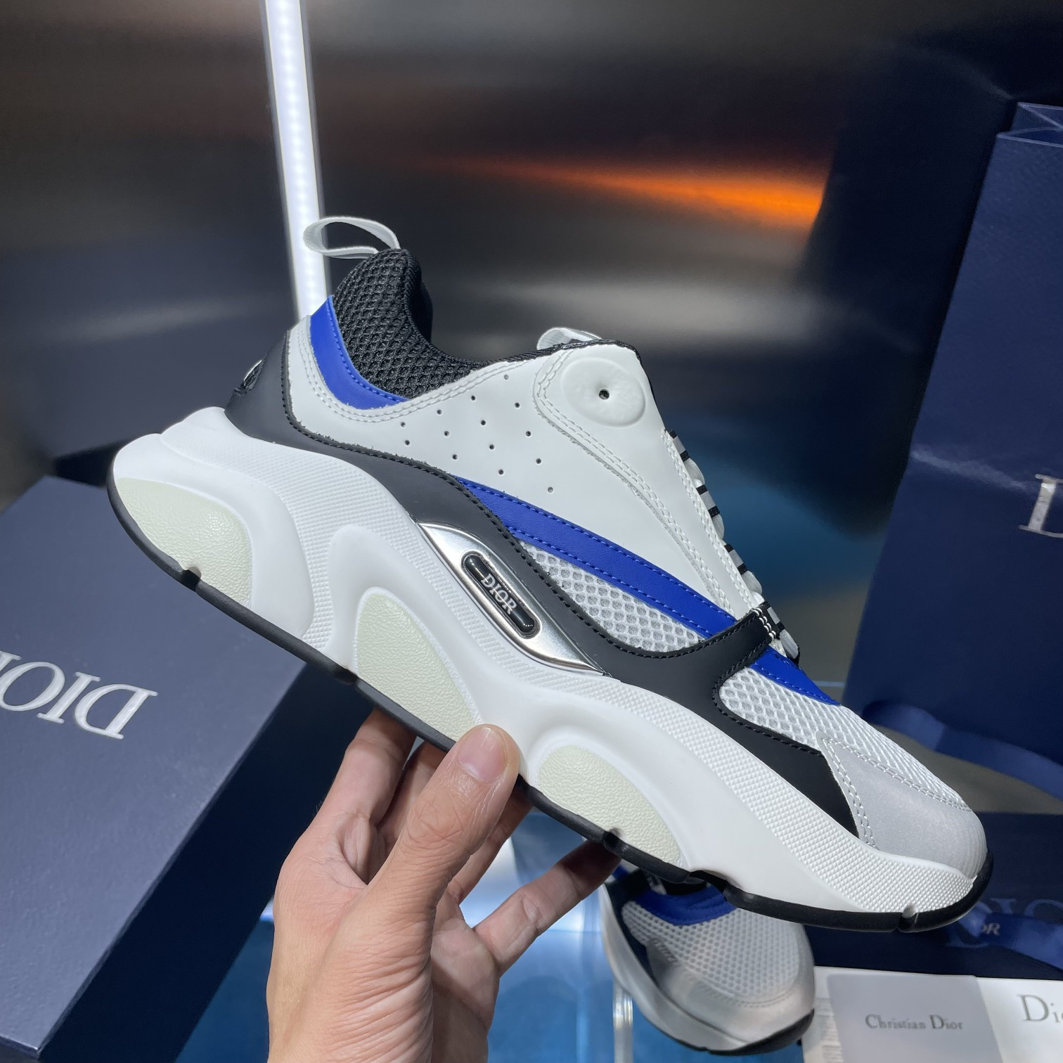 UA D10r B22 white Sneaker