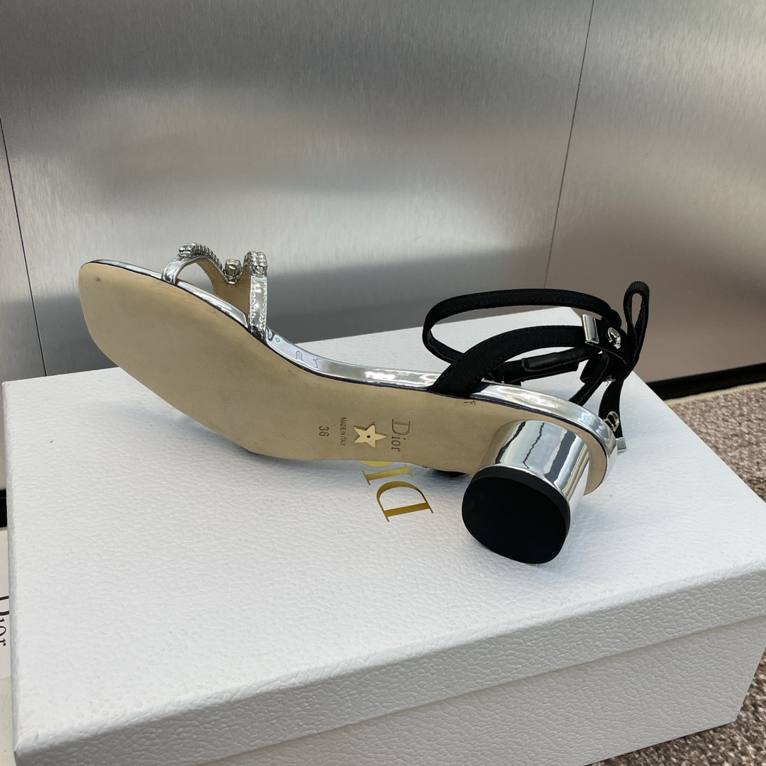 UA D10r Or D10r Sunset Heeled Sandal mid heeled