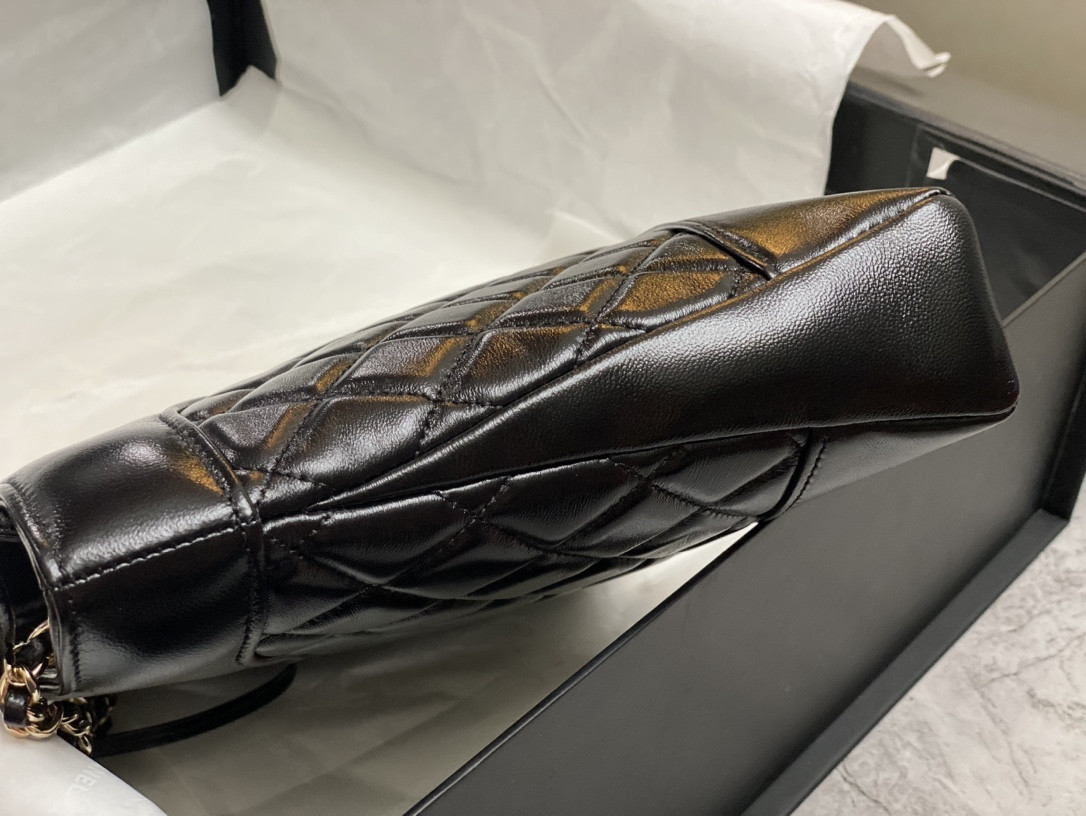 Ch**el MINI SHOPPING BAG Shiny Lambskin & Gold-Tone Metal Black 22x23x5.5cm