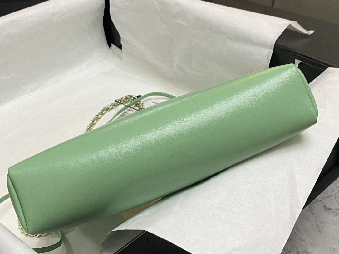 Ch**el MINI SHOPPING BAG Shiny Lambskin & Gold-Tone Metal Light green 22x23x5.5cm