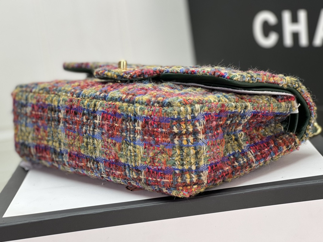 Ch**el CLASSIC 11.12 HANDBAG Tweed & Gold-Tone Metal   6 × 9.9 × 2.5 in