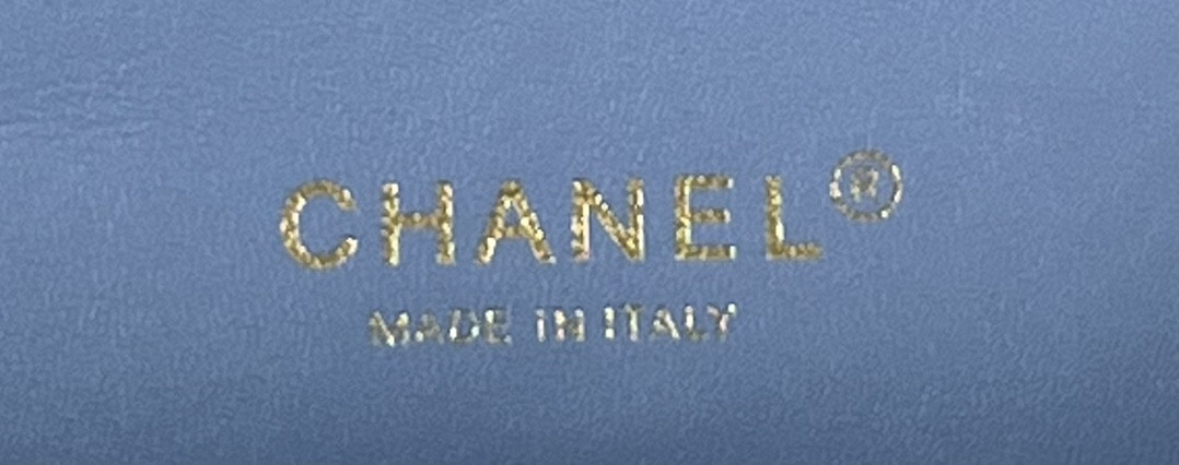 CHANEL CLASSIC 11.12 HANDBAG Tweed & Gold-Tone Metal 6 × 9.9 × 2.5 in