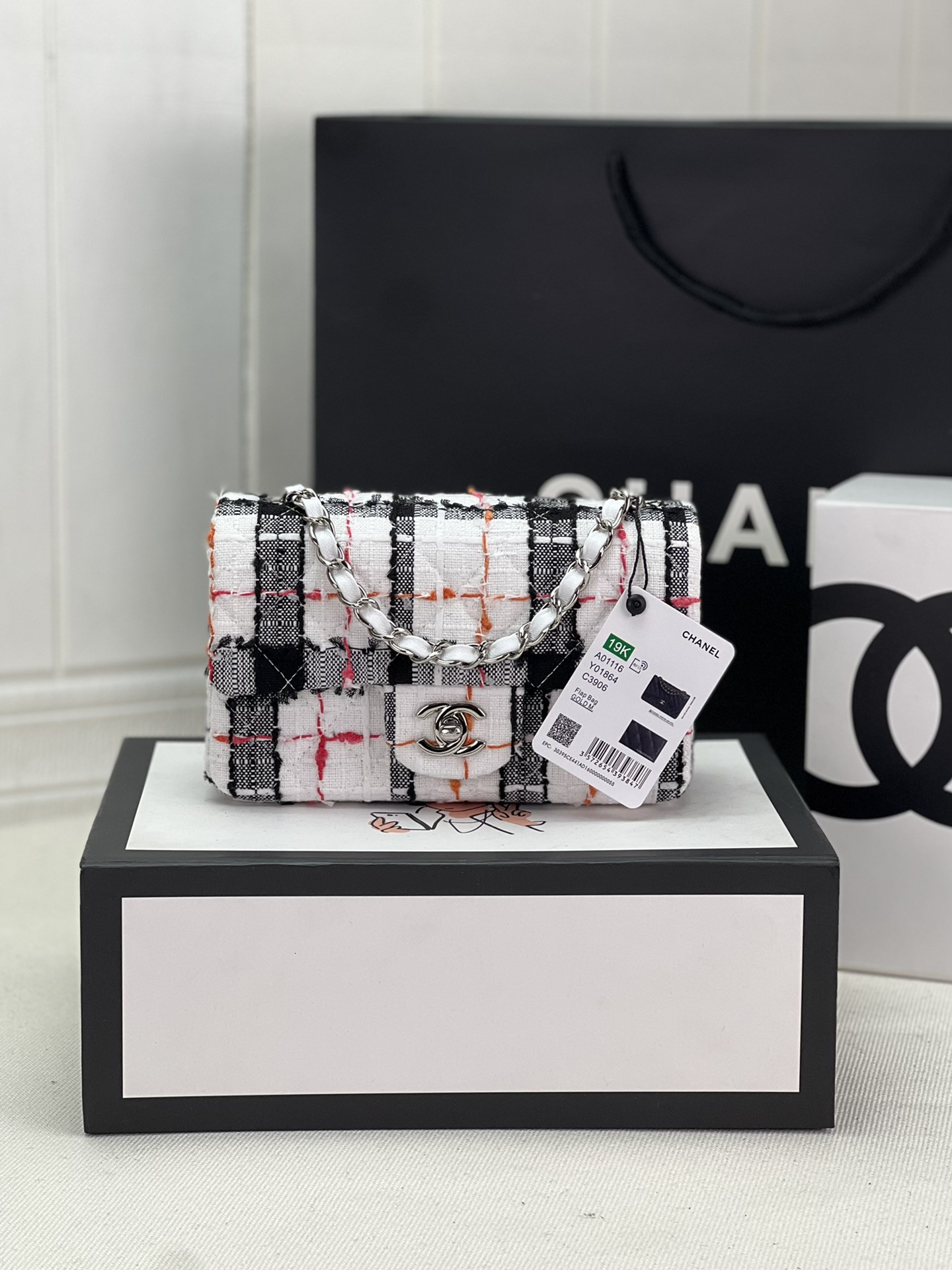 Ch**el MINI CLASSIC 11.12 HANDBAG Tweed & Silver-Tone Metal  4.7 × 7.8 × 2.3 in