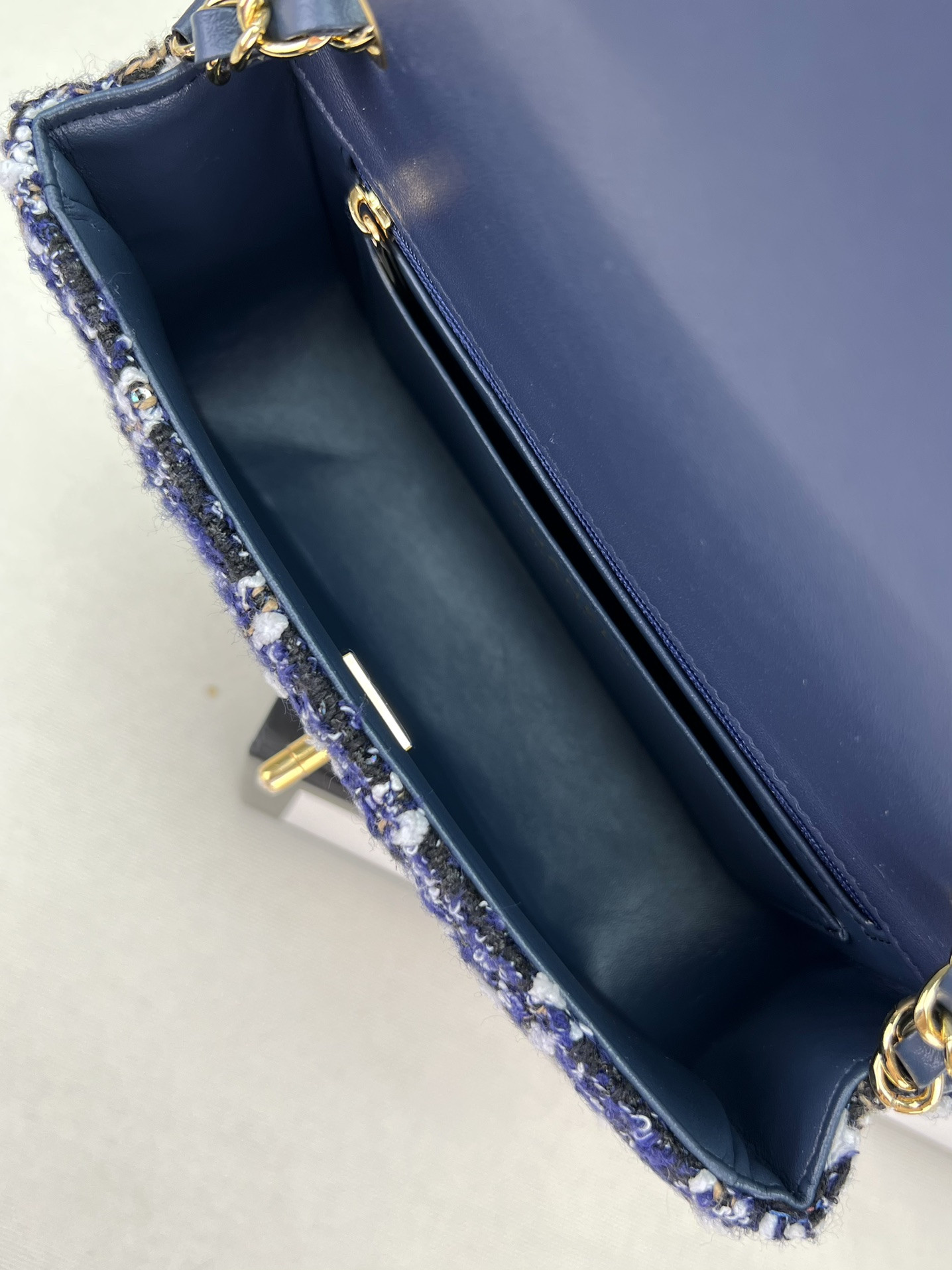 Ch**el MINI CLASSIC 11.12 HANDBAG Tweed & Gold-Tone Metal 4.7 × 7.8 × 2.3 in