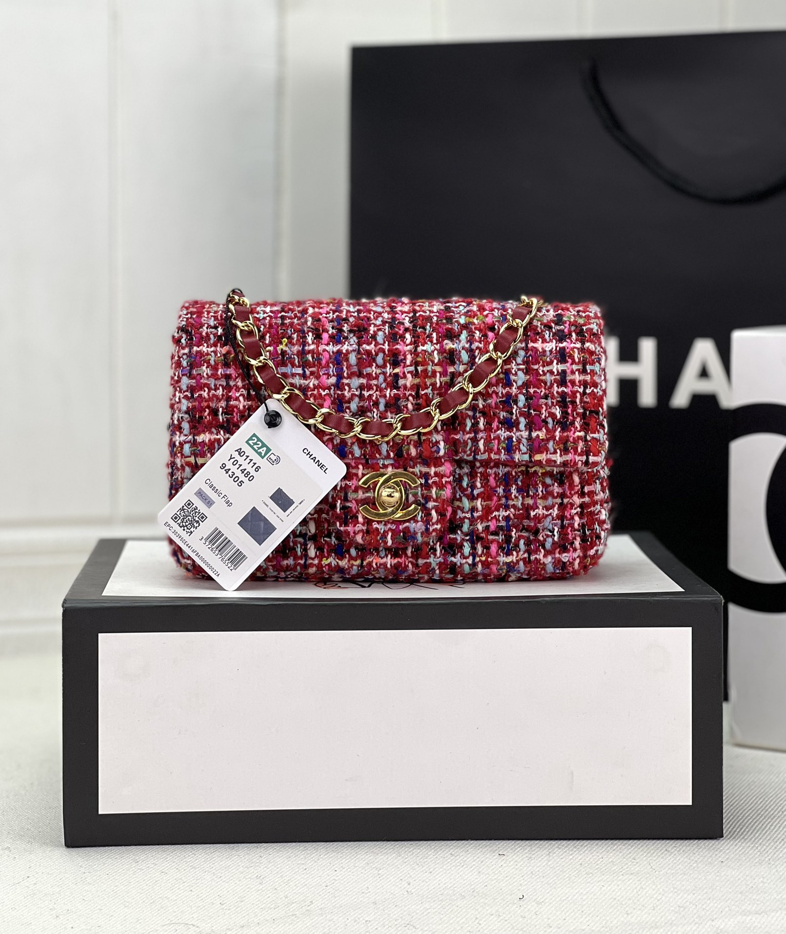 Ch**el MINI CLASSIC 11.12 HANDBAG Tweed & Gold-Tone Metal 4.7 × 7.8 × 2.3 in