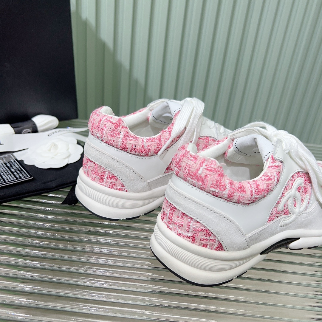 UA Ch**el SNEAKERS Tweed