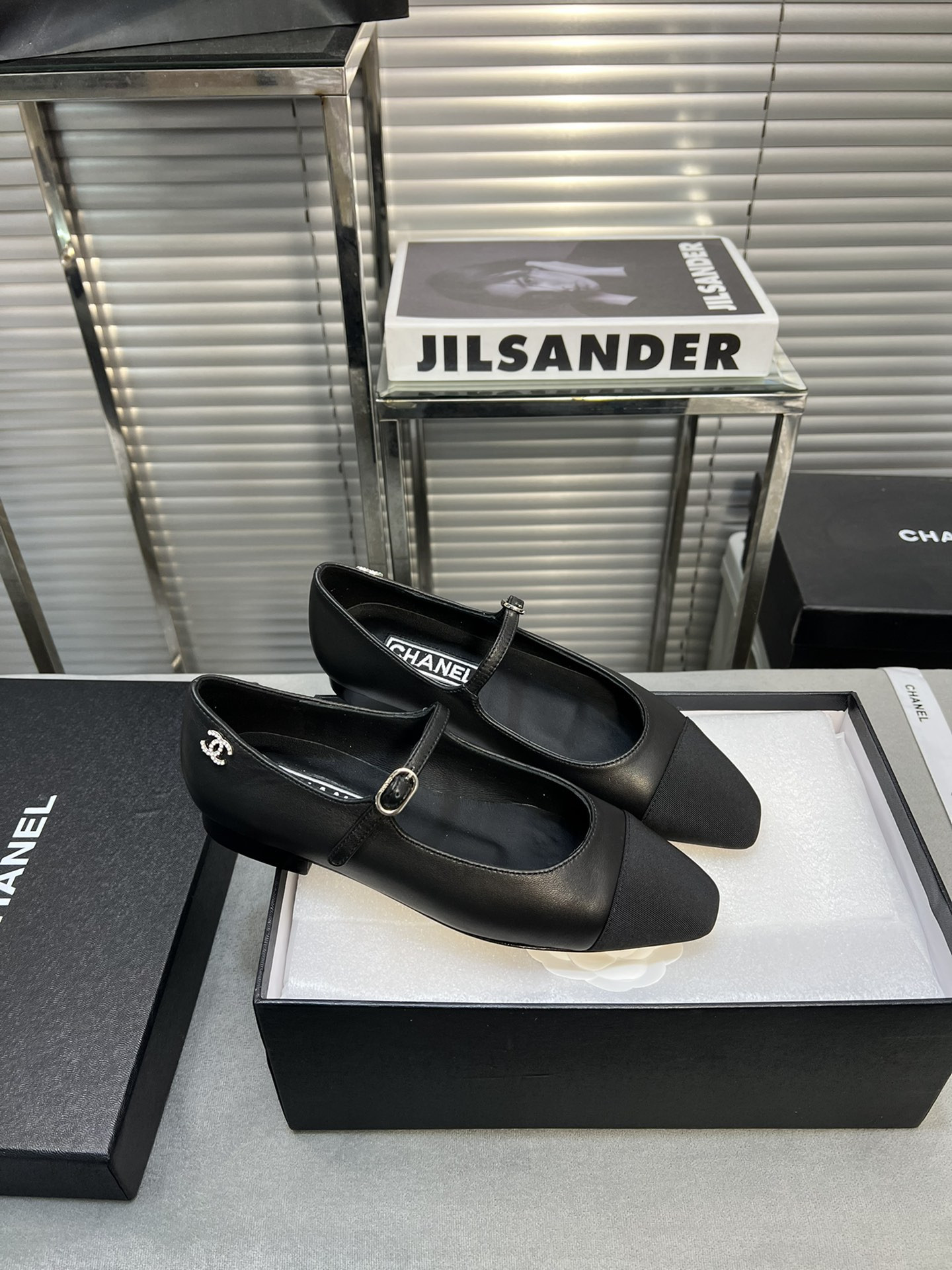 UA Ch**el MARY JANES  Lambskin