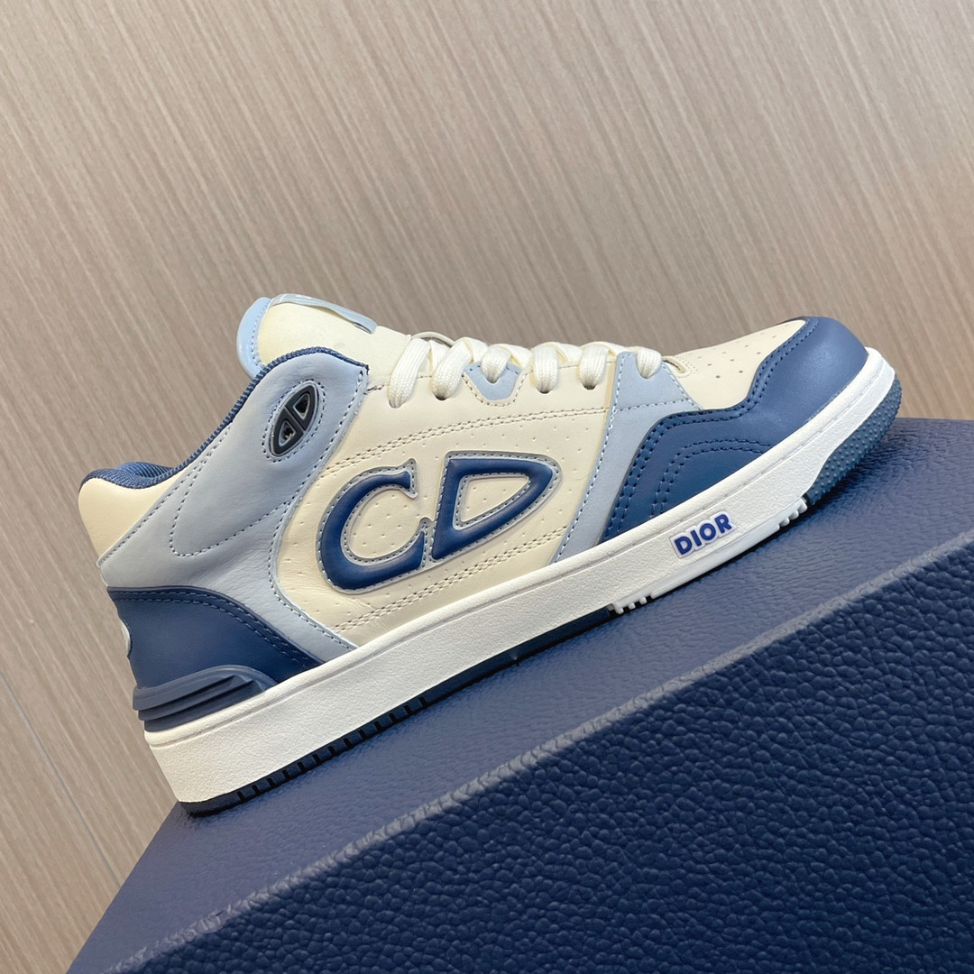 UA D10r B57 Mid-Top Sneaker