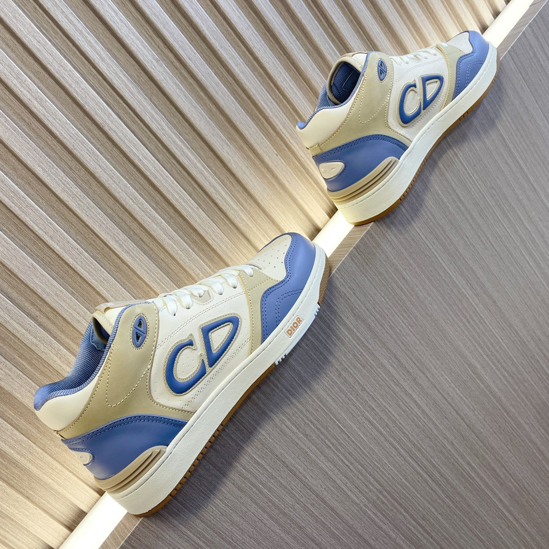 UA D10r B57 Mid-Top Sneaker