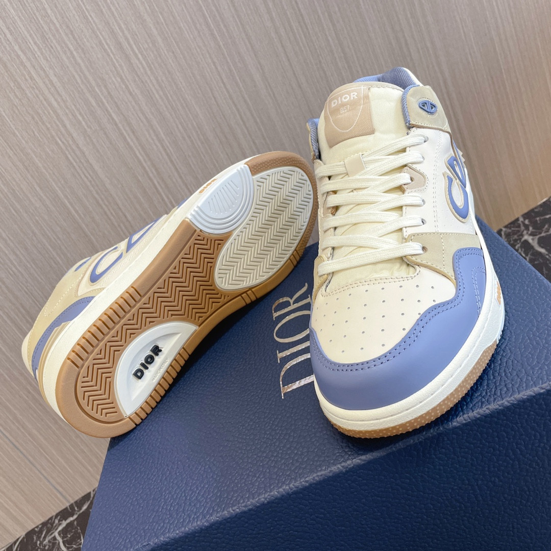 UA D10r B57 Mid-Top Sneaker